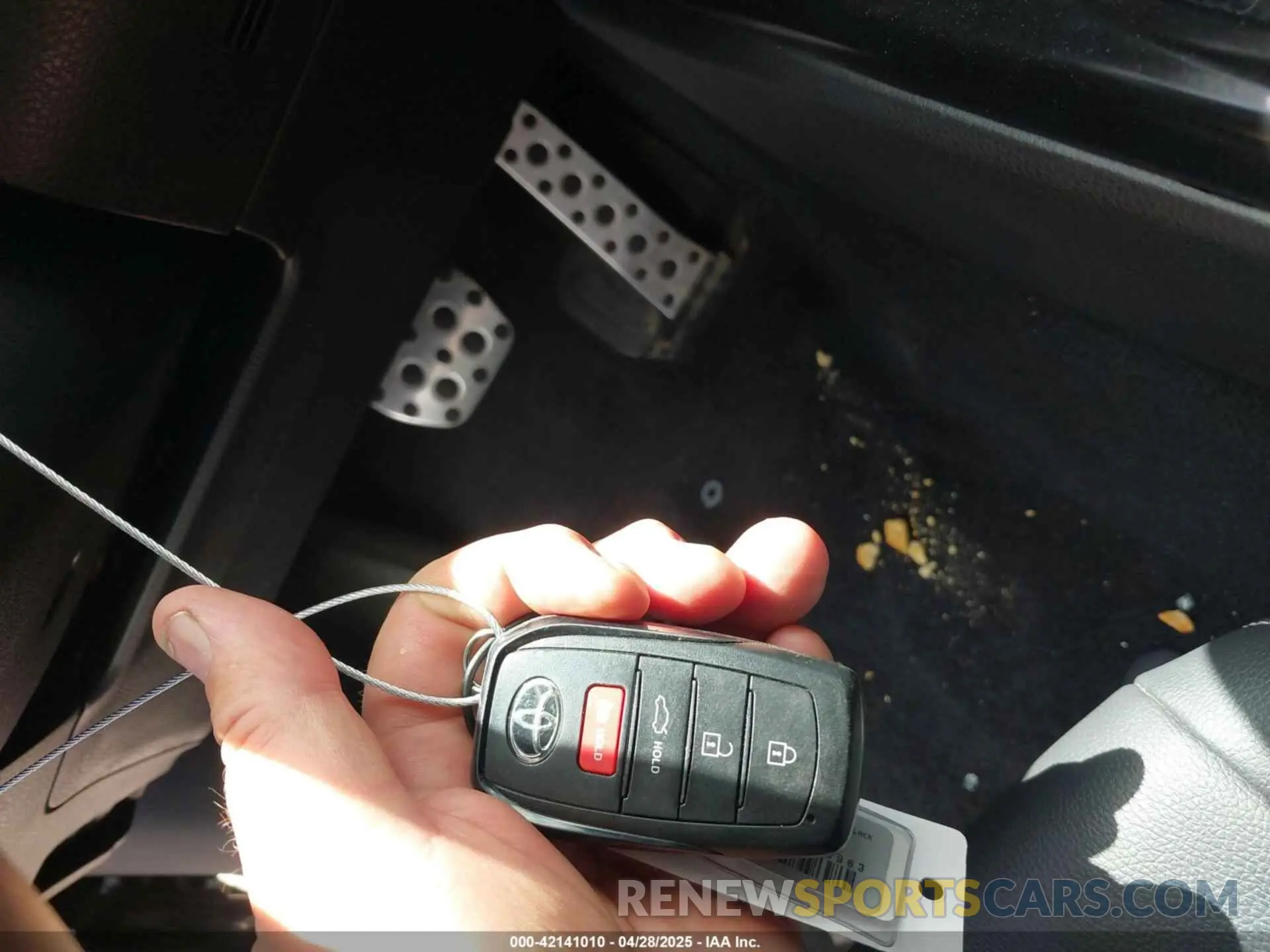 11 Photograph of a damaged car 4T1DAACK2SU099963 TOYOTA CAMRY 2025