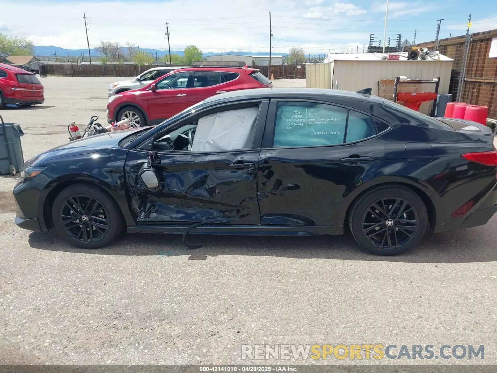 14 Photograph of a damaged car 4T1DAACK2SU099963 TOYOTA CAMRY 2025