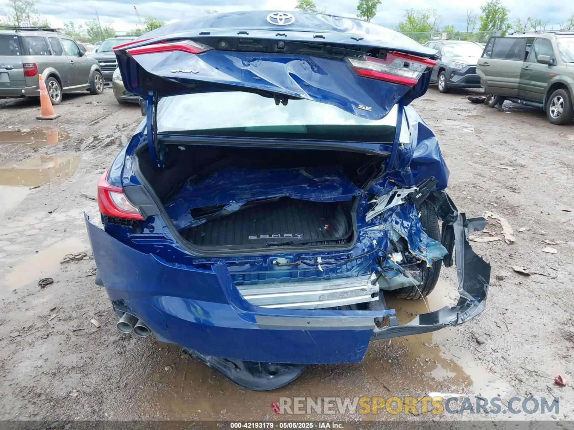 17 Фотография поврежденного автомобиля 4T1DAACK2SU111092 TOYOTA CAMRY 2025