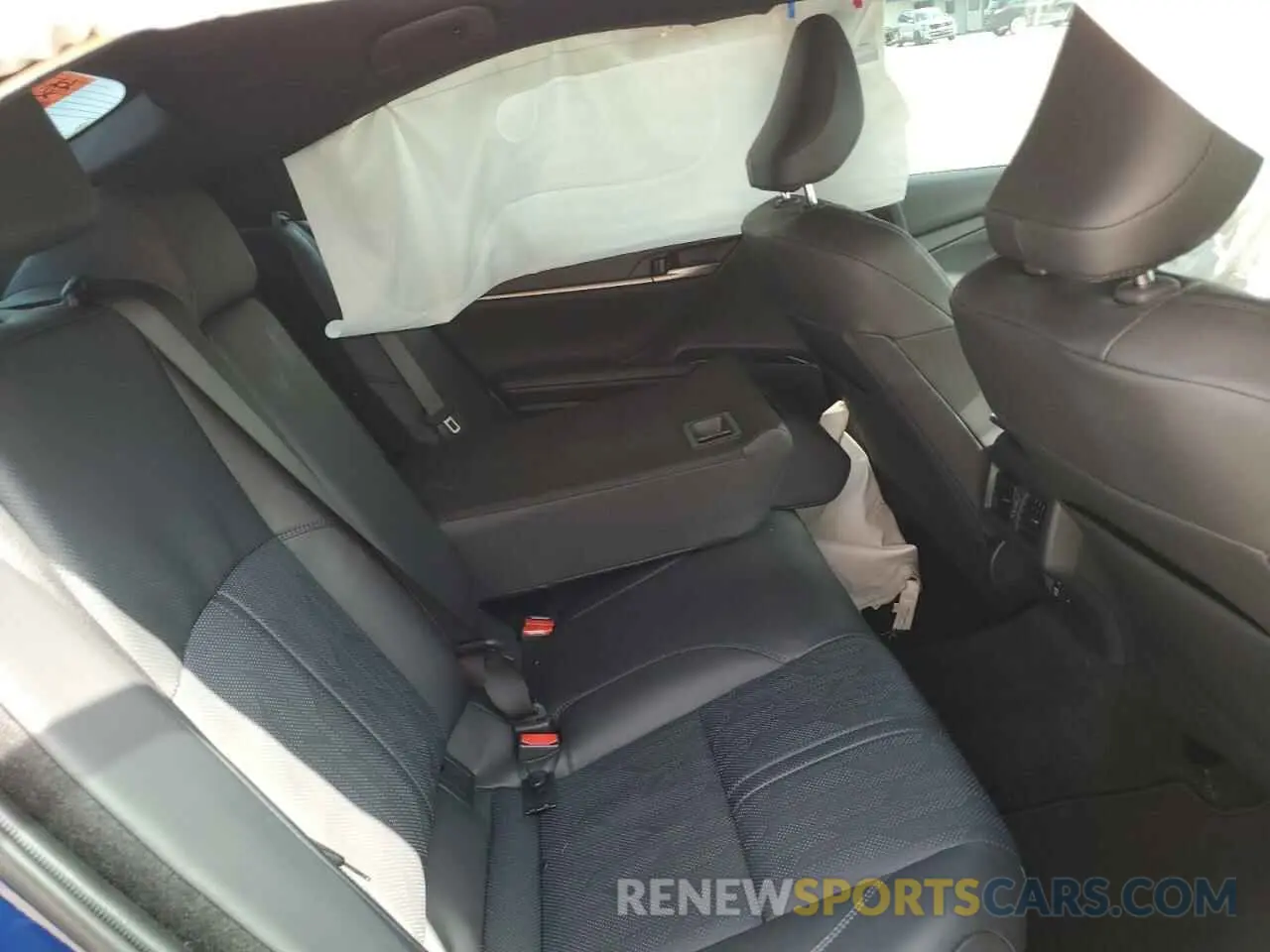 10 Фотография поврежденного автомобиля 4T1DAACK2SU113506 TOYOTA CAMRY 2025