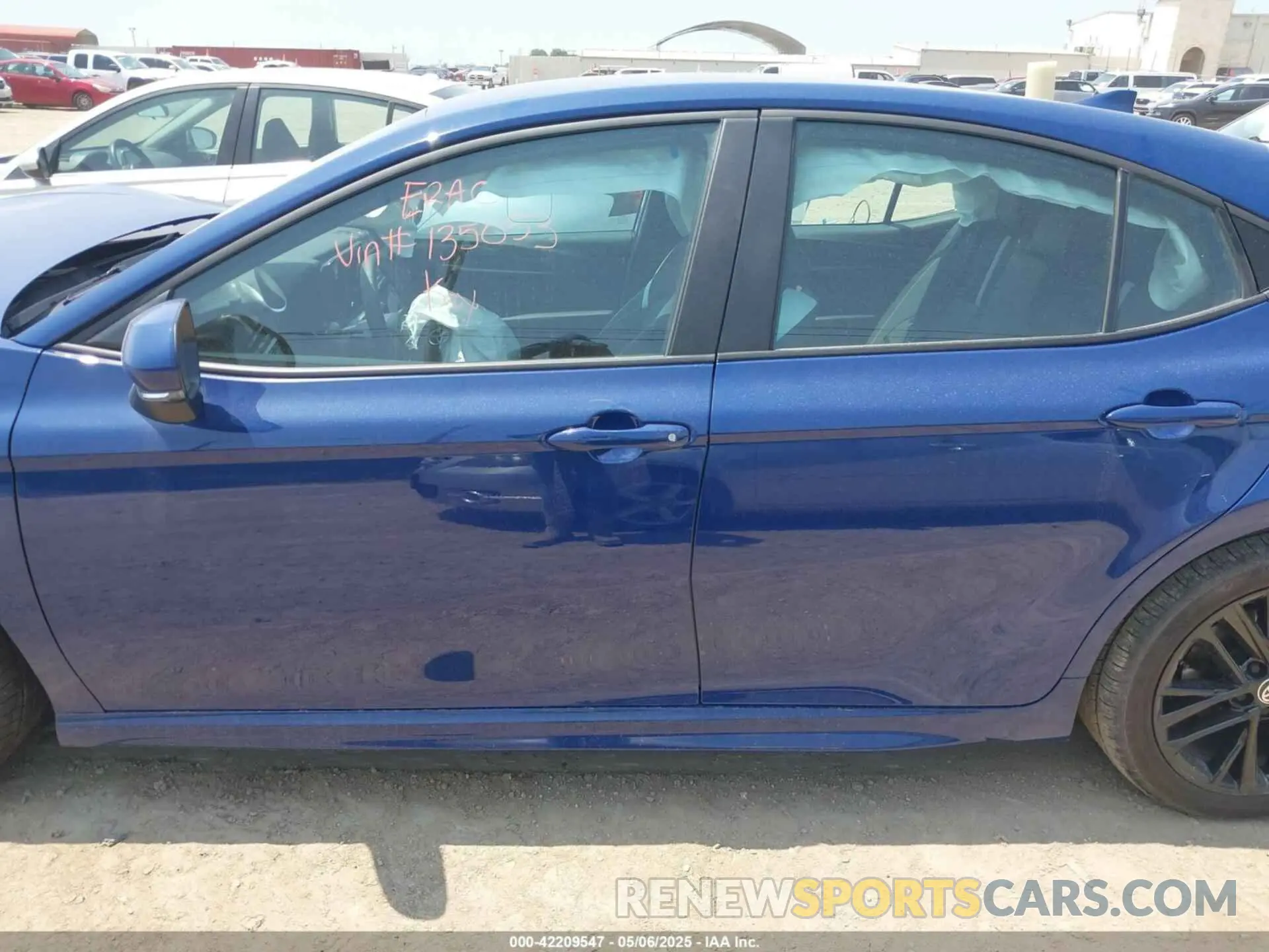 14 Photograph of a damaged car 4T1DAACK2SU135053 TOYOTA CAMRY 2025