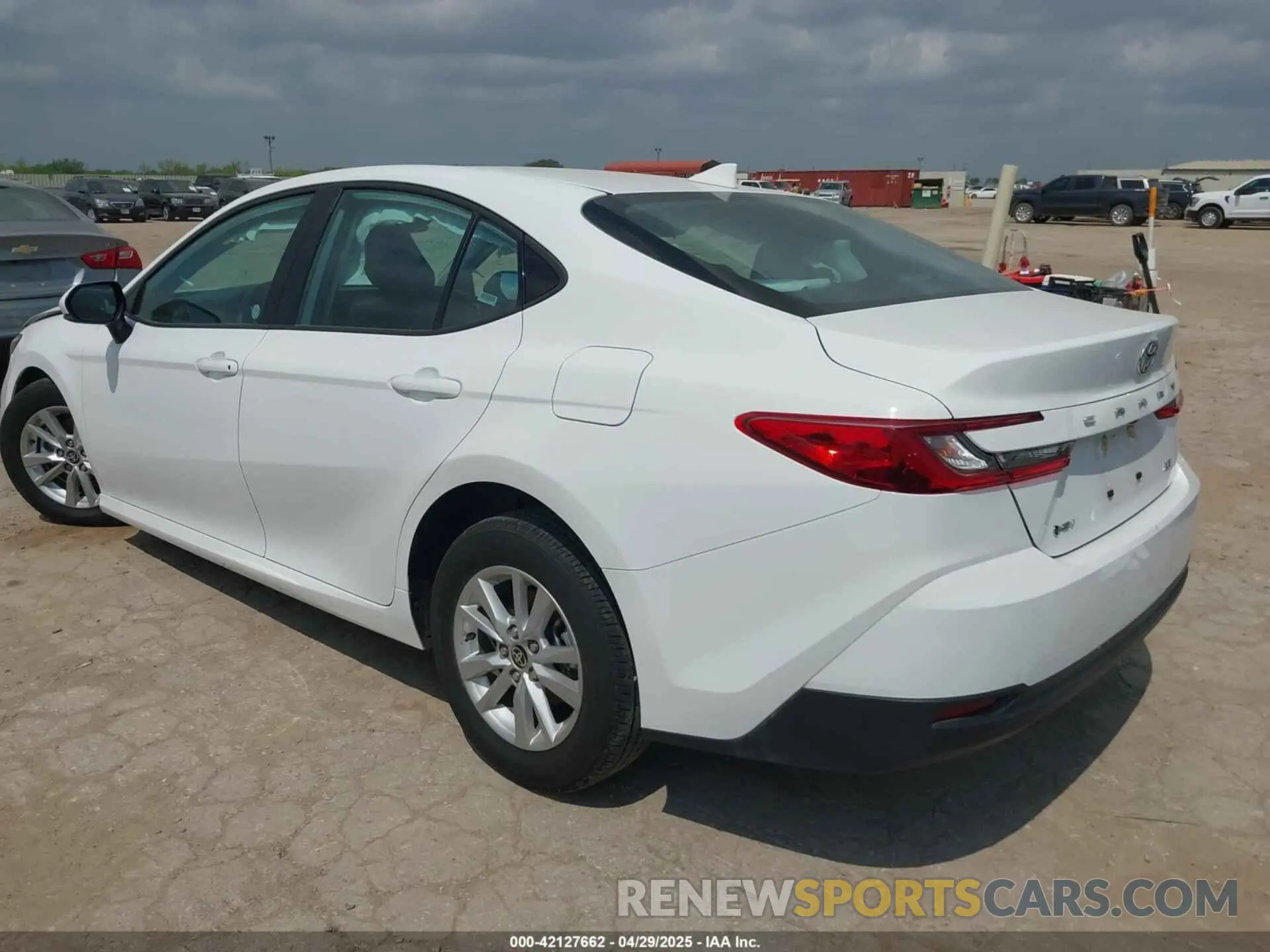 3 Фотография поврежденного автомобиля 4T1DAACK2SU511766 TOYOTA CAMRY 2025