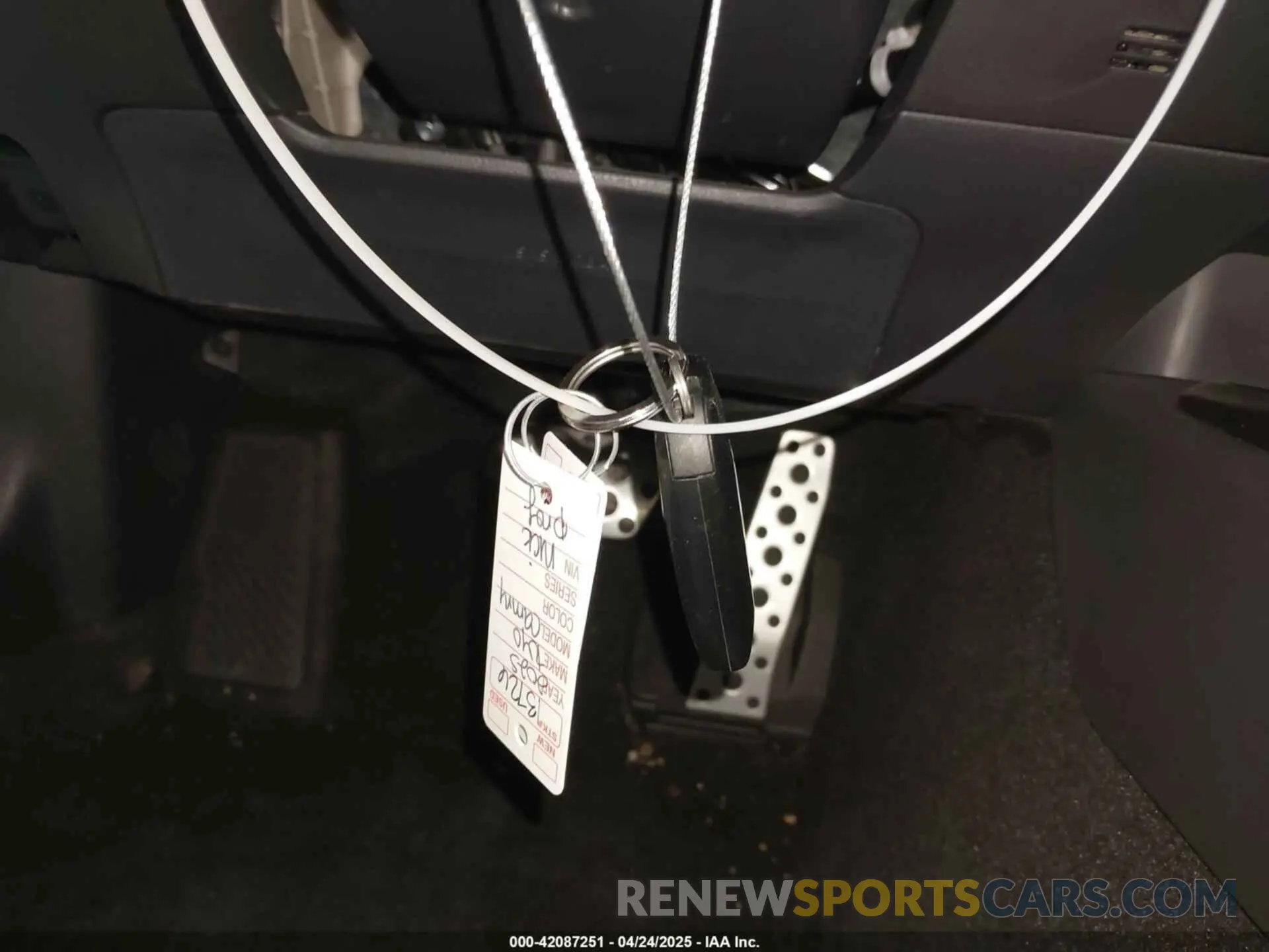 11 Photograph of a damaged car 4T1DAACK2SU520046 TOYOTA CAMRY 2025