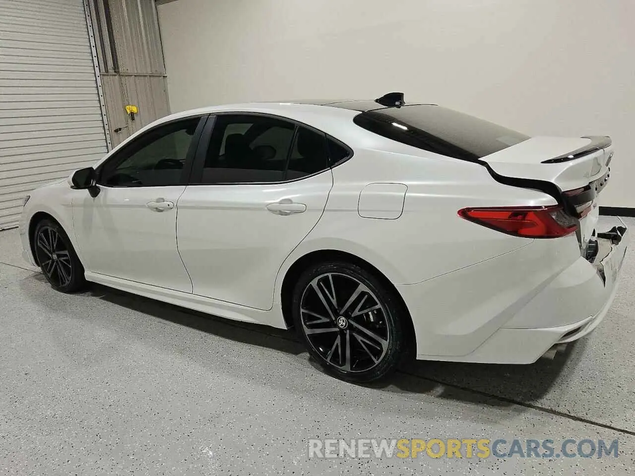 2 Фотография поврежденного автомобиля 4T1DAACK2SU527191 TOYOTA CAMRY 2025