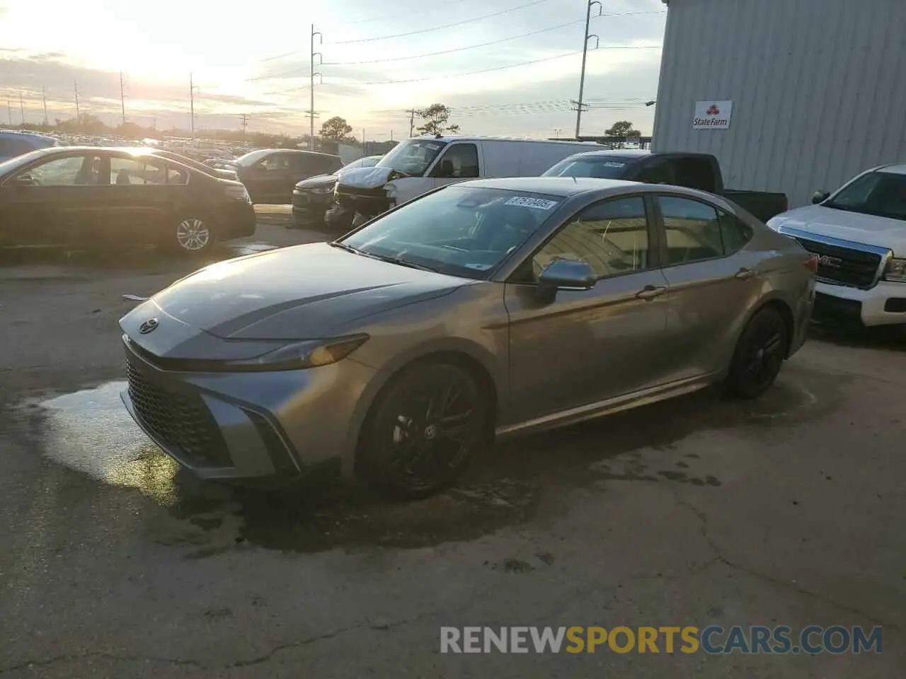 1 Photograph of a damaged car 4T1DAACK2SU532231 TOYOTA CAMRY 2025