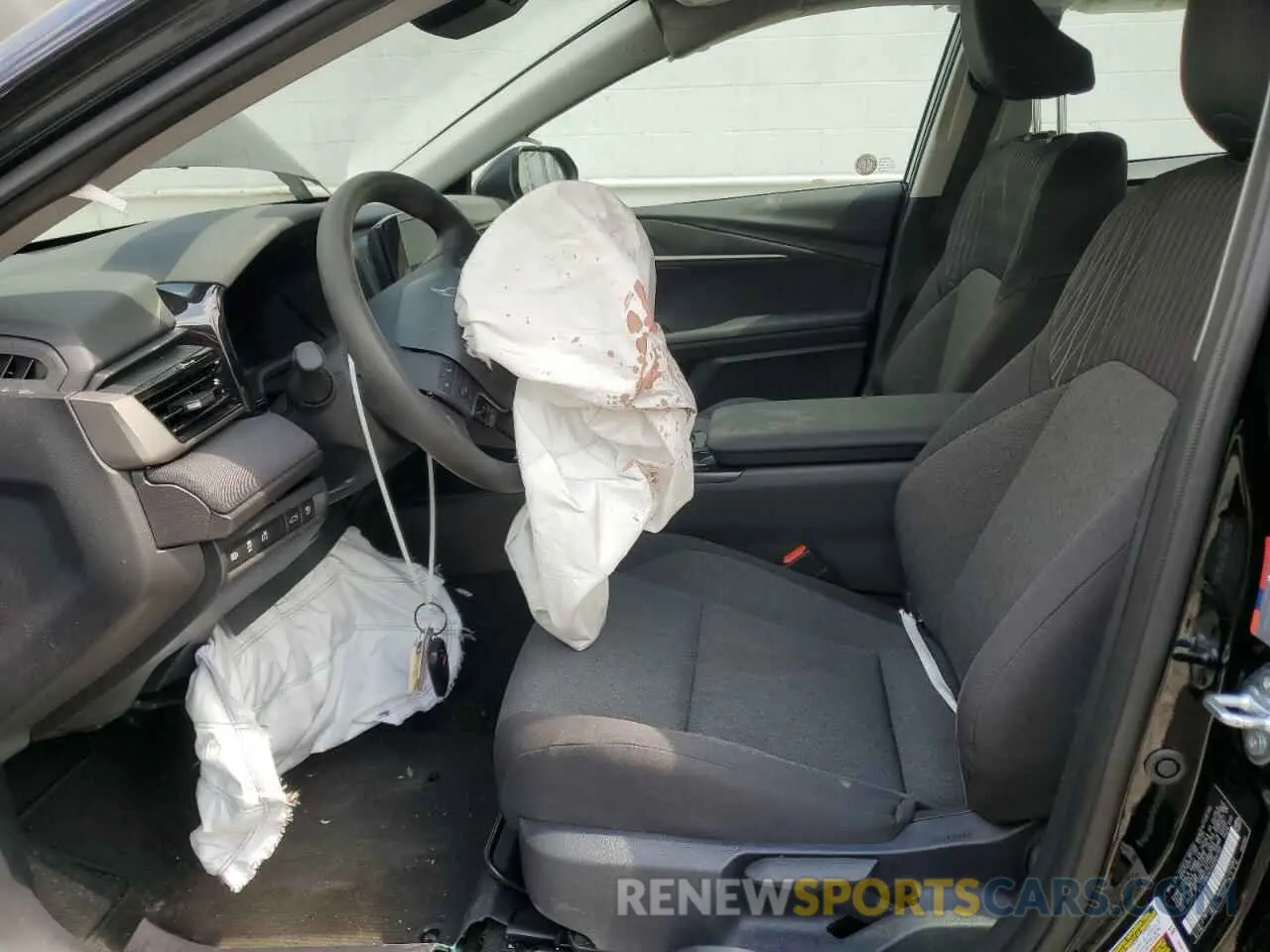 7 Photograph of a damaged car 4T1DAACK2SU569196 TOYOTA CAMRY 2025