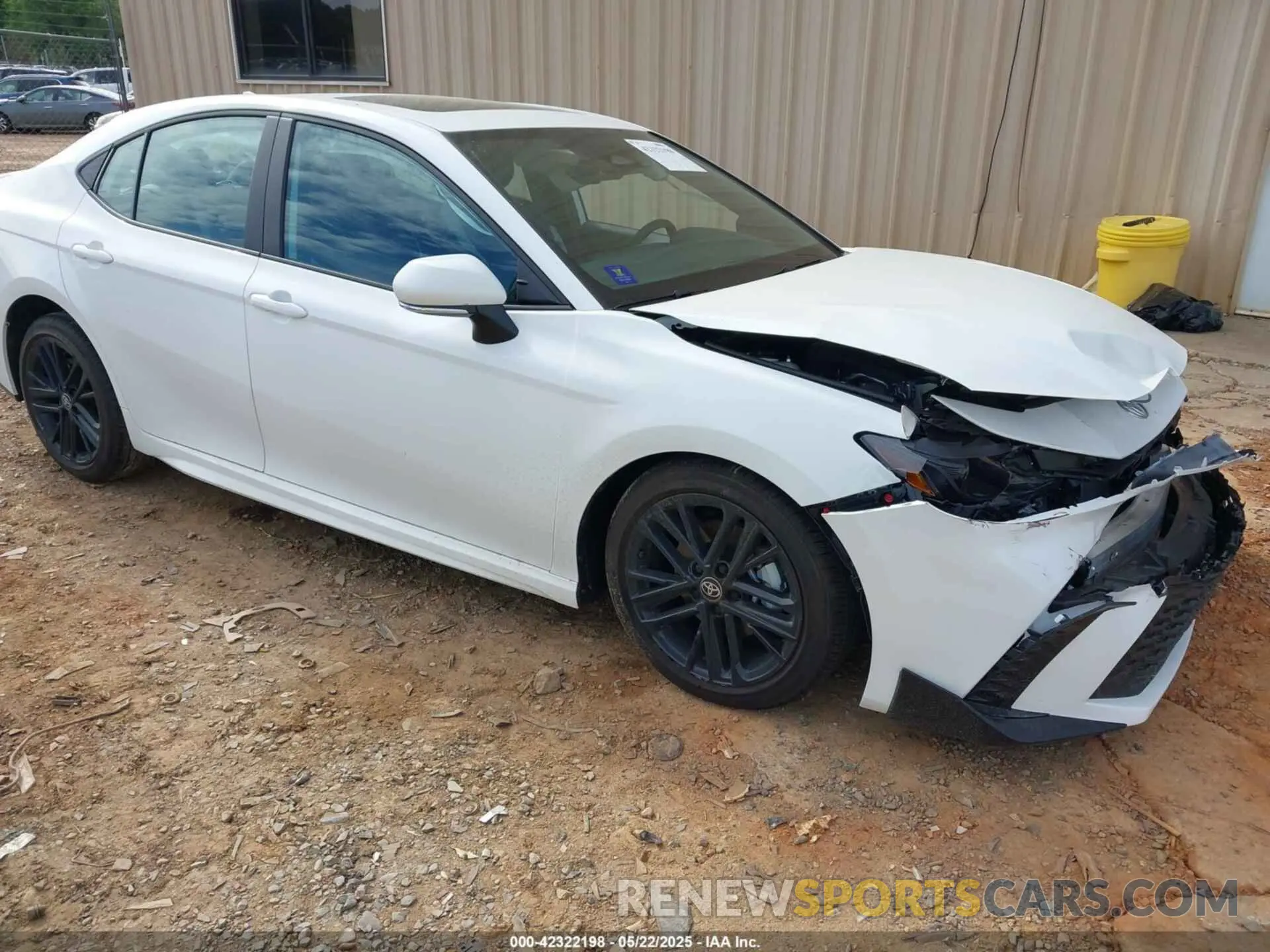 1 Photograph of a damaged car 4T1DAACK2SU592588 TOYOTA CAMRY 2025
