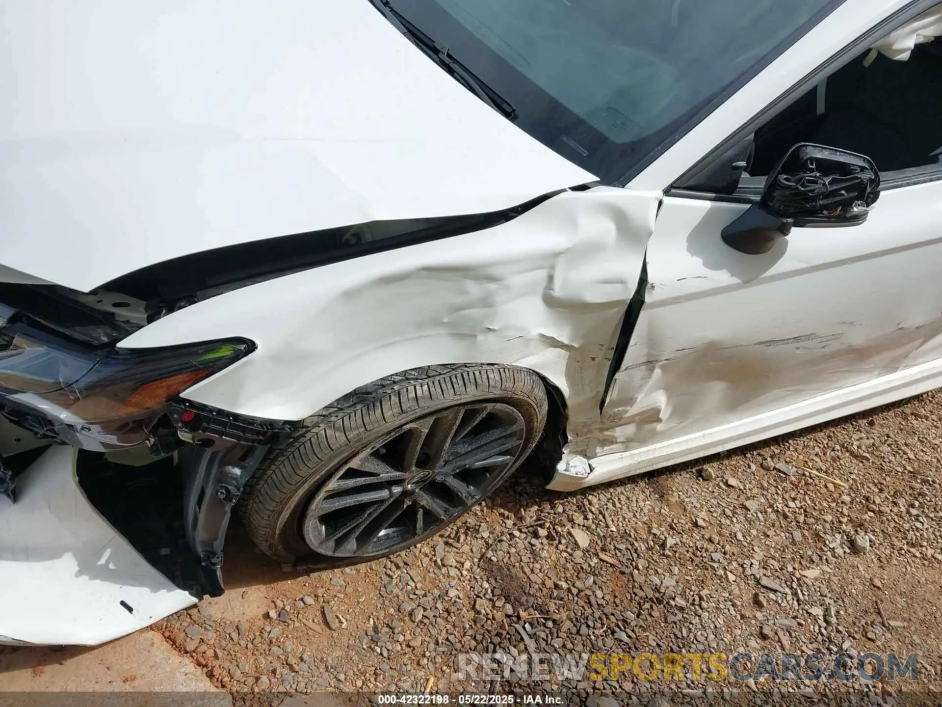 17 Photograph of a damaged car 4T1DAACK2SU592588 TOYOTA CAMRY 2025