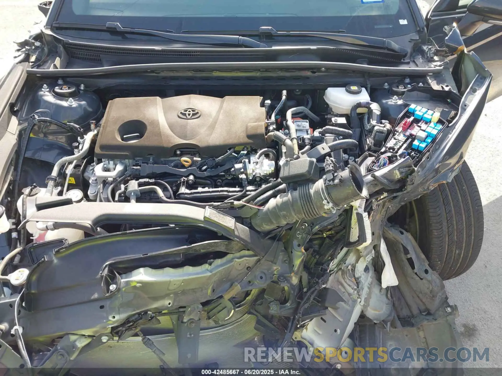 10 Photograph of a damaged car 4T1DAACK3SU006075 TOYOTA CAMRY 2025