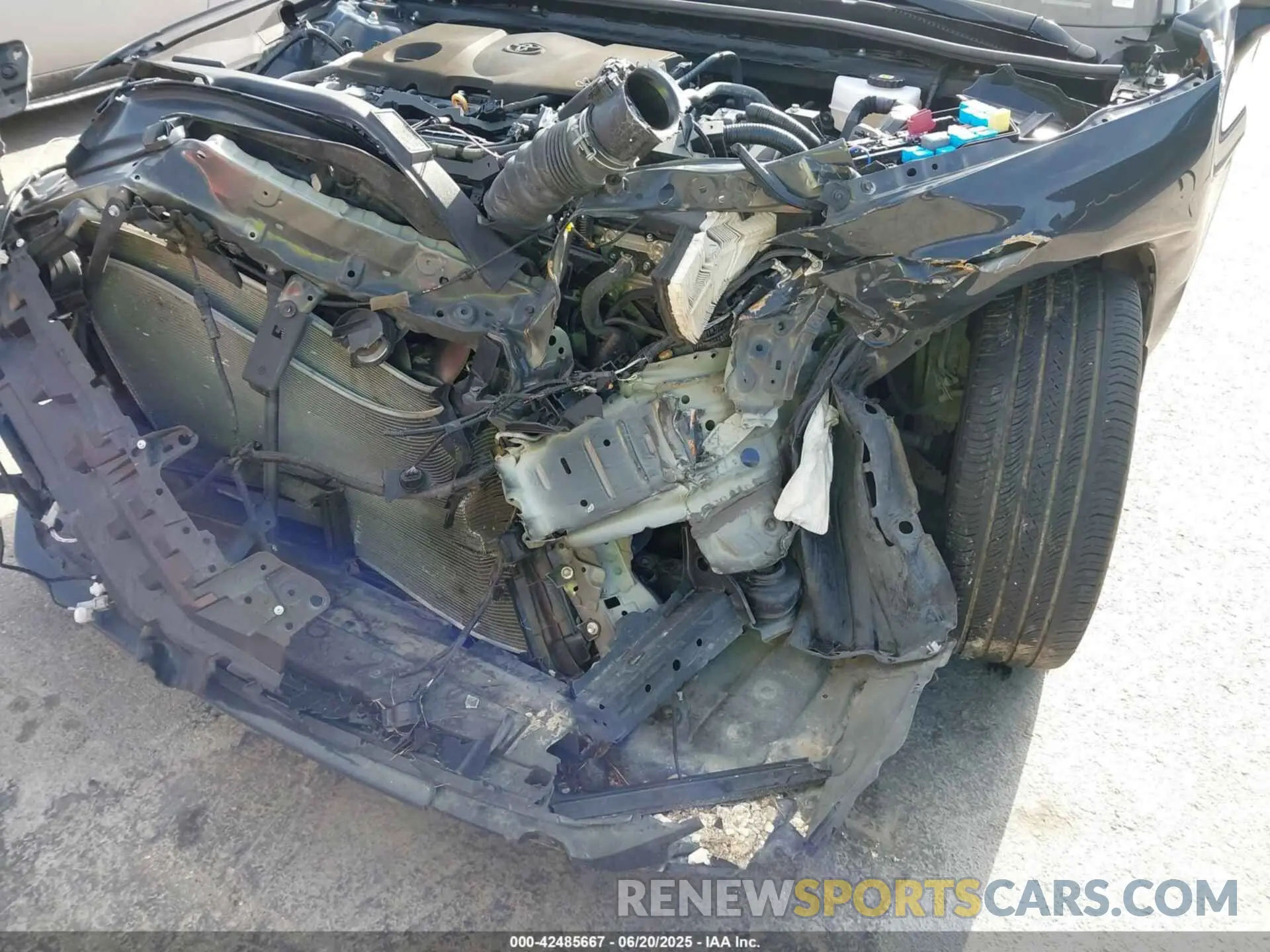 6 Photograph of a damaged car 4T1DAACK3SU006075 TOYOTA CAMRY 2025