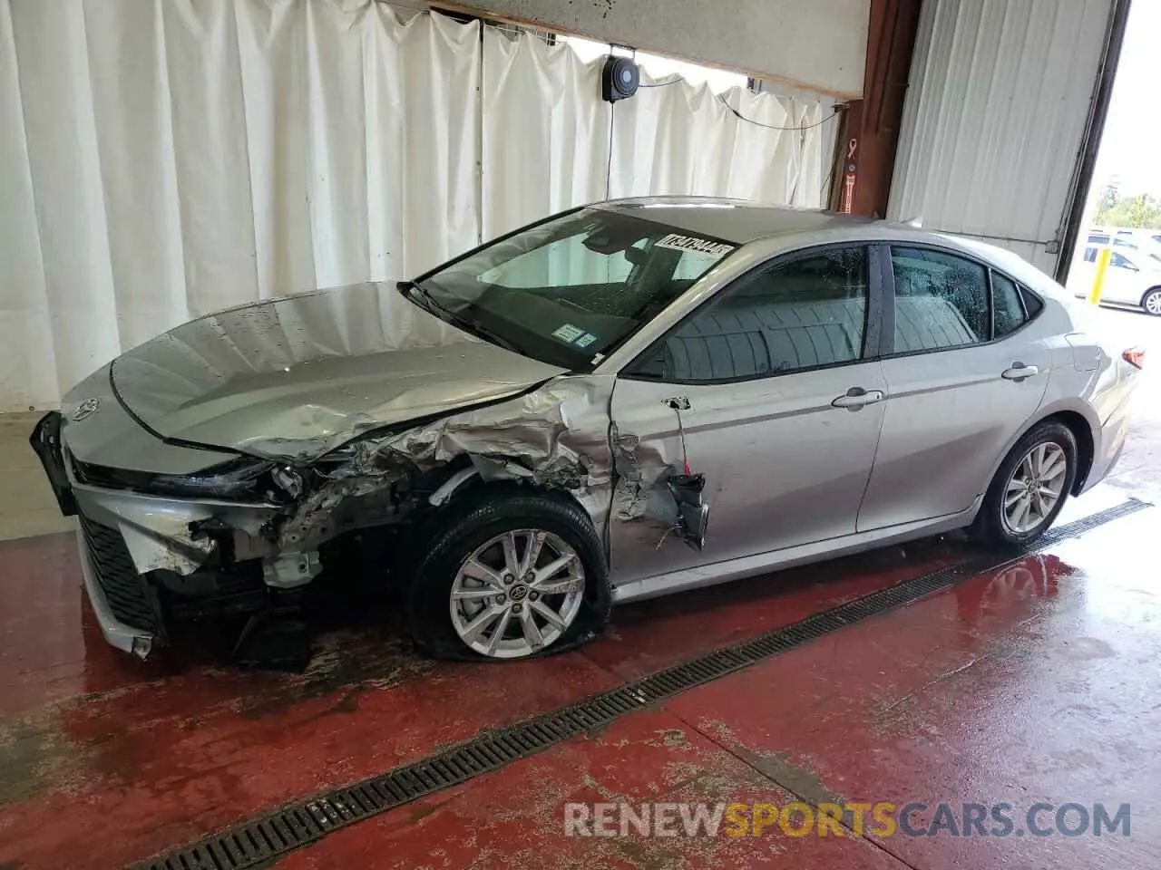 1 Photograph of a damaged car 4T1DAACK3SU014340 TOYOTA CAMRY 2025