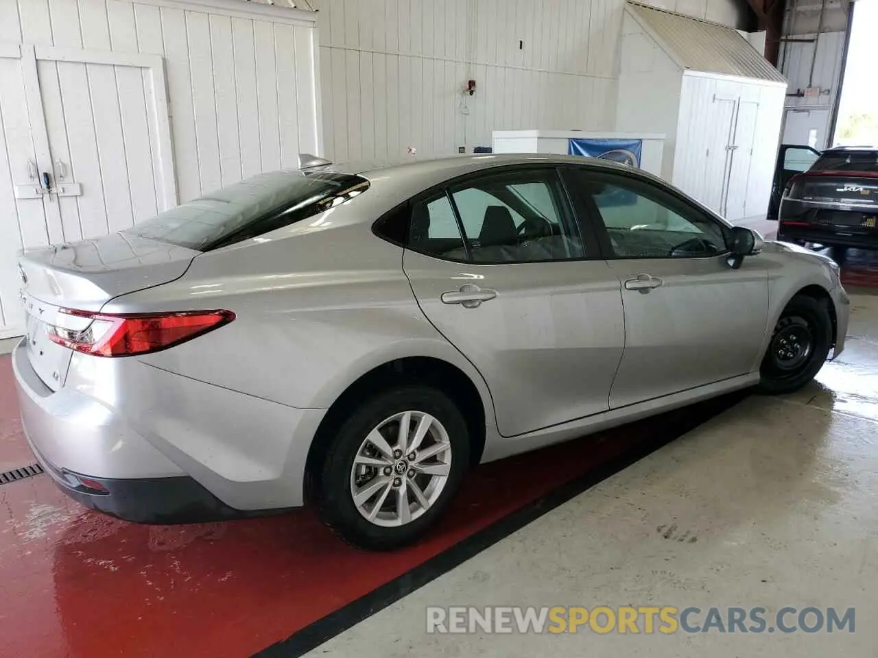 3 Photograph of a damaged car 4T1DAACK3SU014340 TOYOTA CAMRY 2025