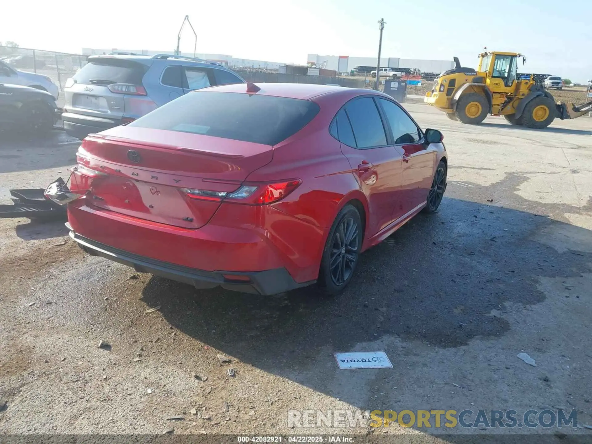 4 Photograph of a damaged car 4T1DAACK3SU050769 TOYOTA CAMRY 2025