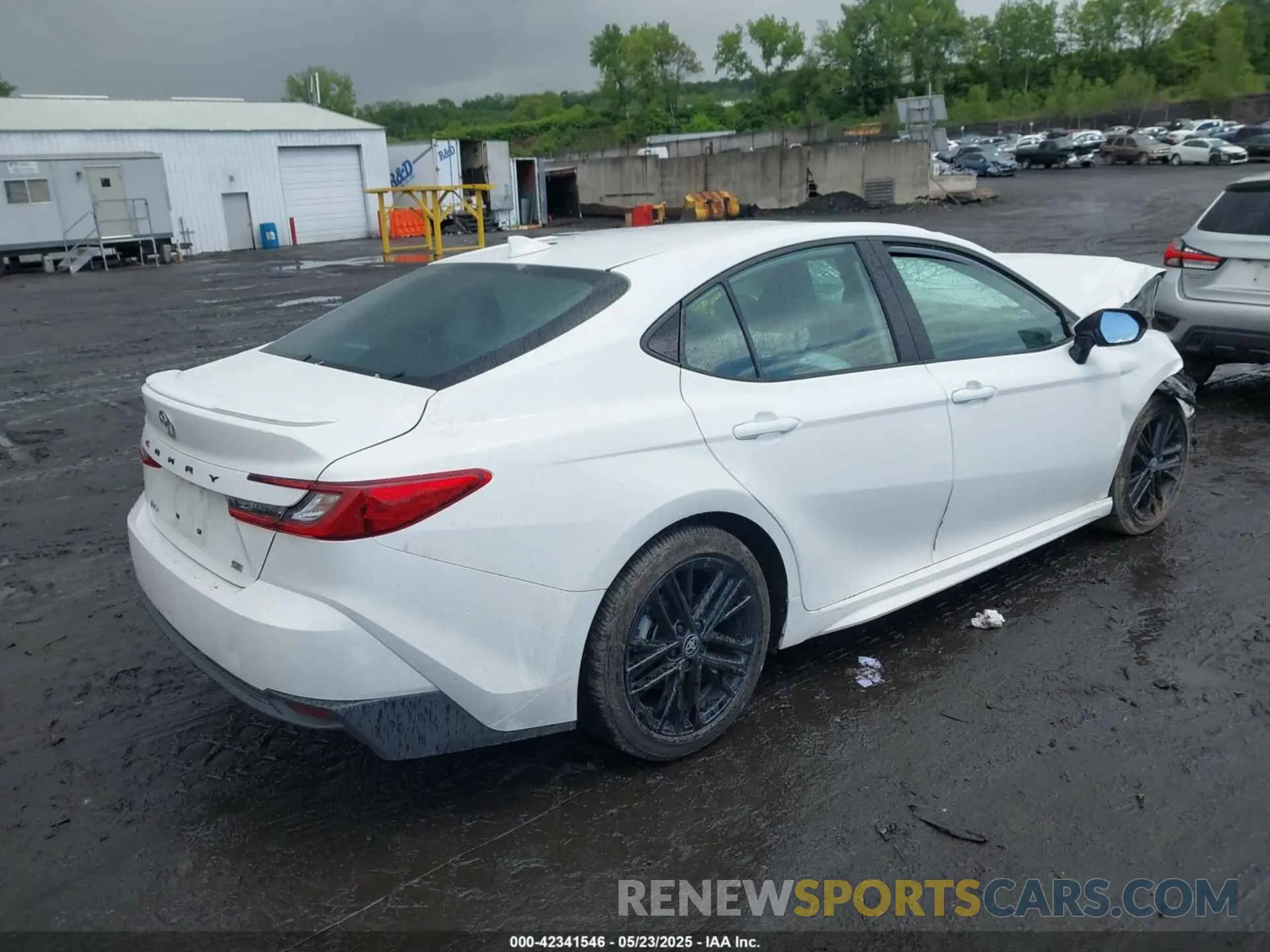 4 Фотография поврежденного автомобиля 4T1DAACK3SU065224 TOYOTA CAMRY 2025