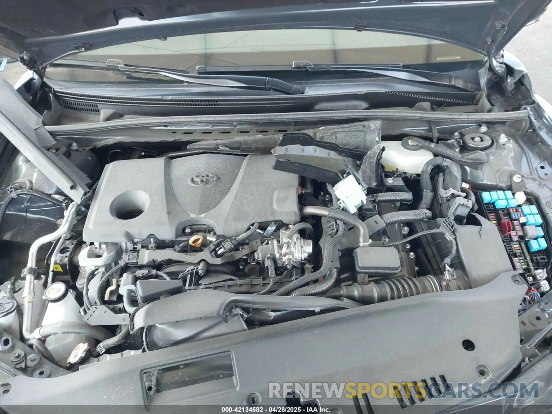 10 Фотография поврежденного автомобиля 4T1DAACK3SU068088 TOYOTA CAMRY 2025