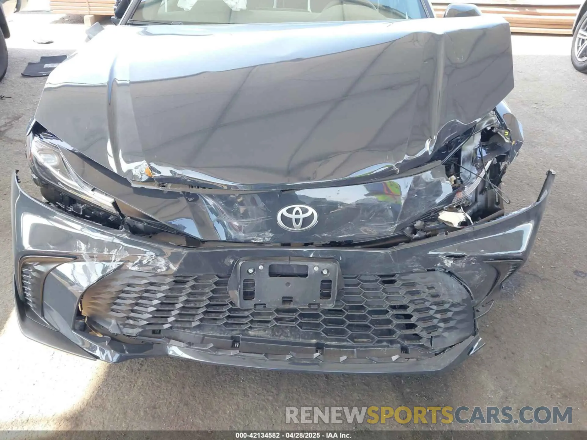 17 Фотография поврежденного автомобиля 4T1DAACK3SU068088 TOYOTA CAMRY 2025