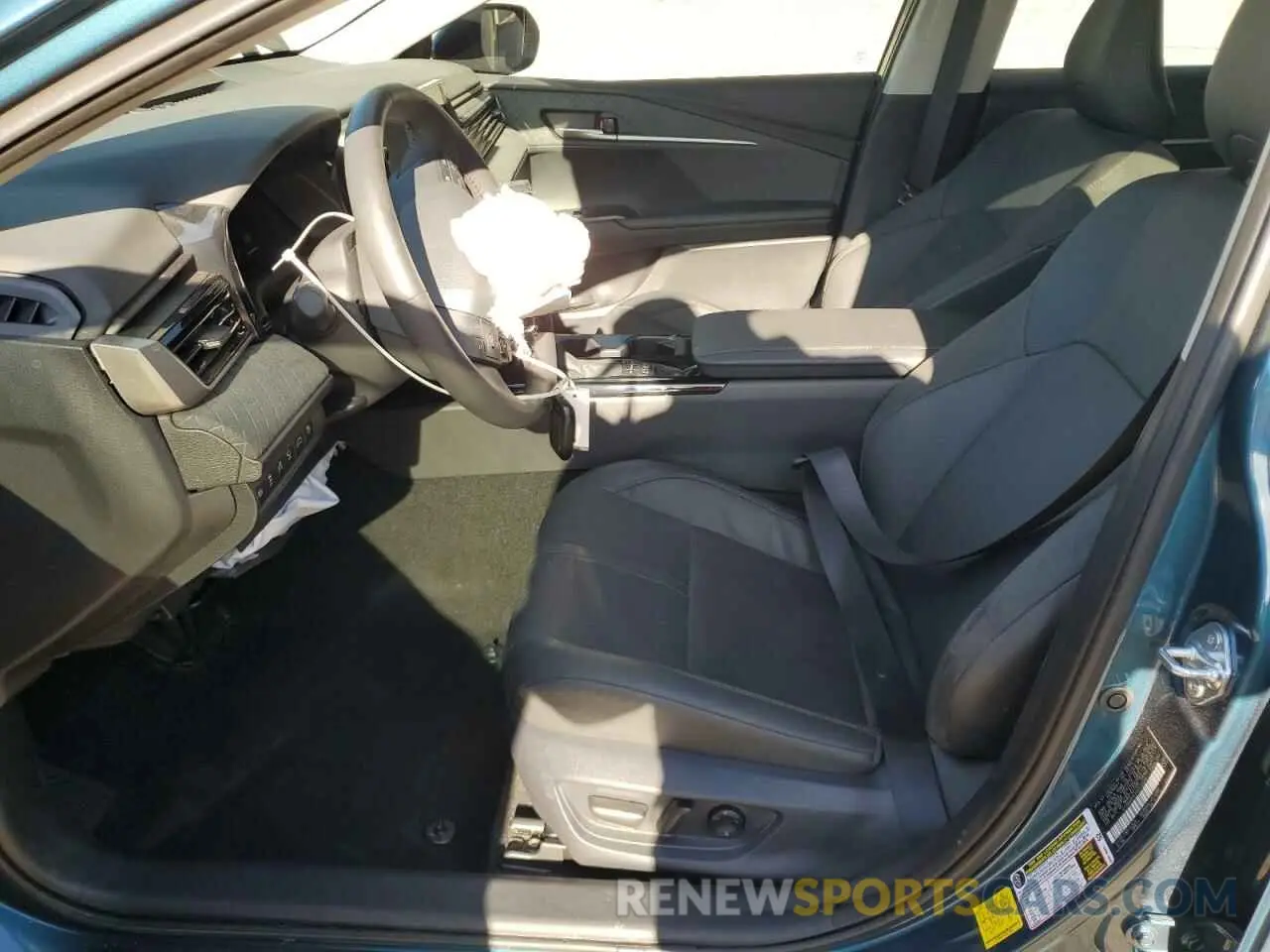 7 Photograph of a damaged car 4T1DAACK3SU515504 TOYOTA CAMRY 2025