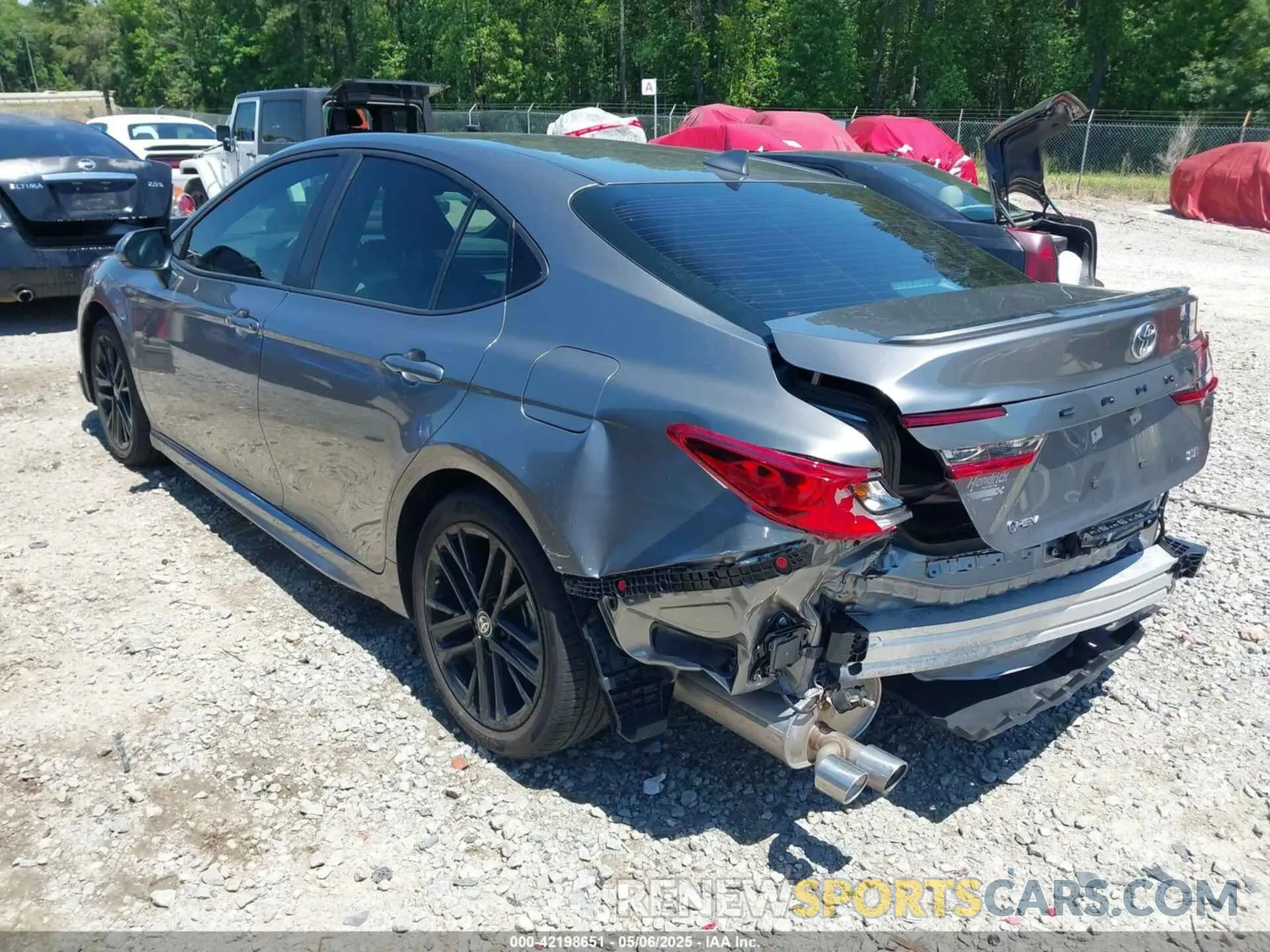 3 Фотография поврежденного автомобиля 4T1DAACK3SU553752 TOYOTA CAMRY 2025