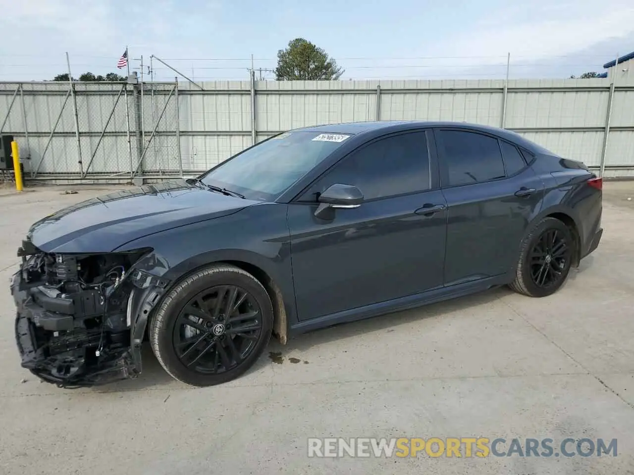 1 Фотография поврежденного автомобиля 4T1DAACK3SU560703 TOYOTA CAMRY 2025