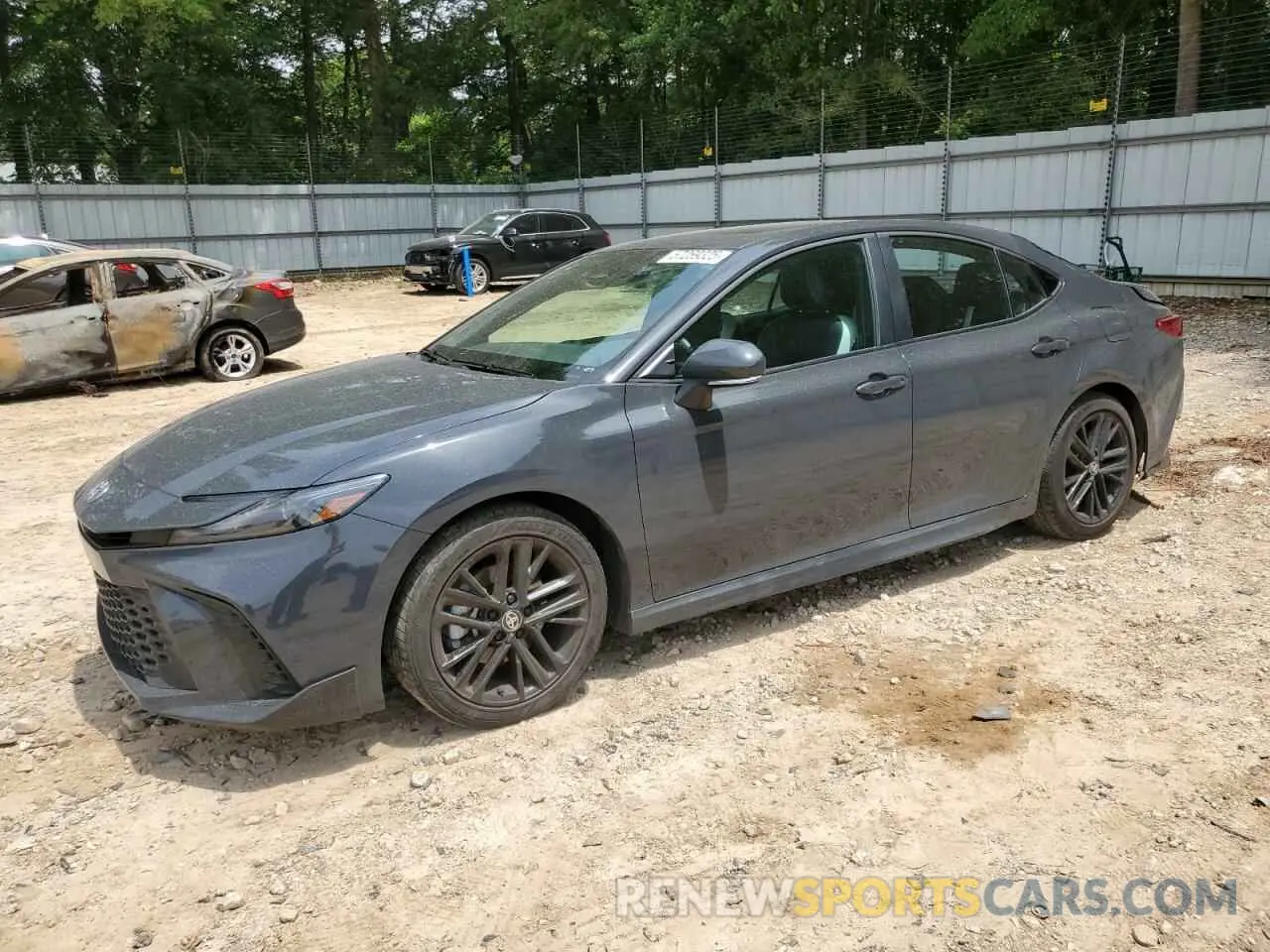 1 Photograph of a damaged car 4T1DAACK4SU021555 TOYOTA CAMRY 2025