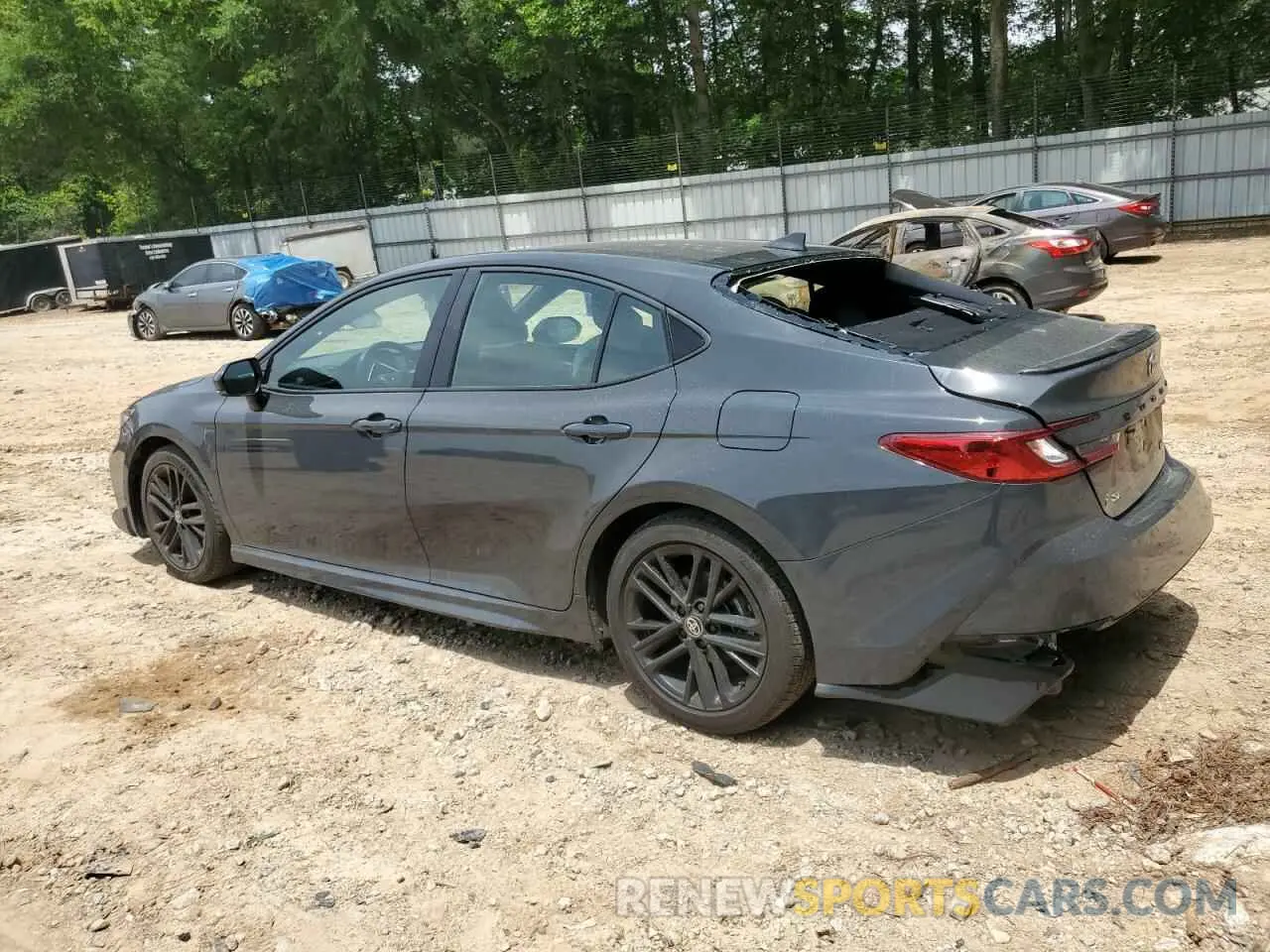 2 Photograph of a damaged car 4T1DAACK4SU021555 TOYOTA CAMRY 2025