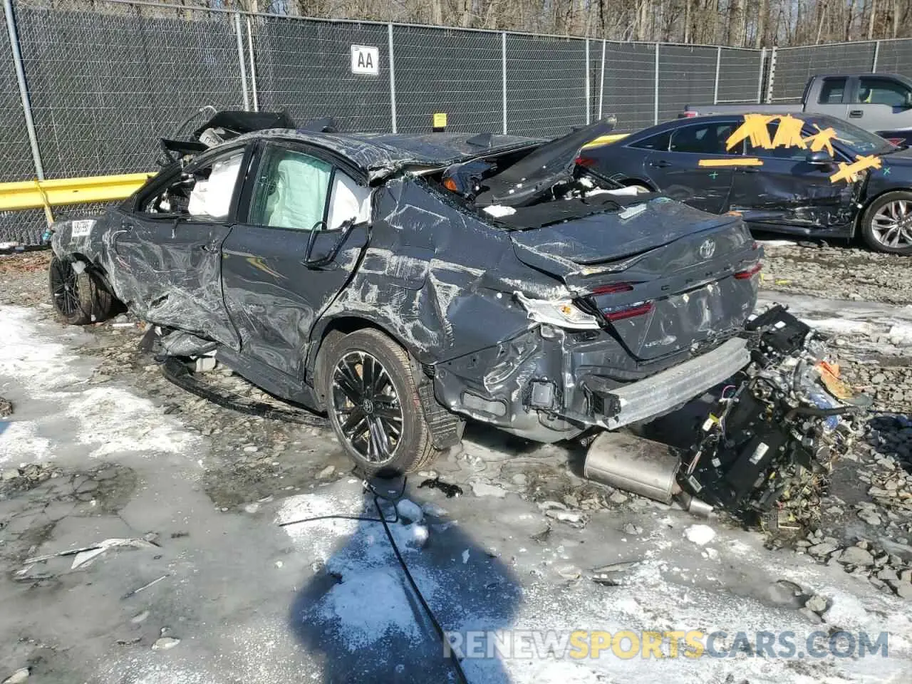2 Photograph of a damaged car 4T1DAACK4SU046049 TOYOTA CAMRY 2025