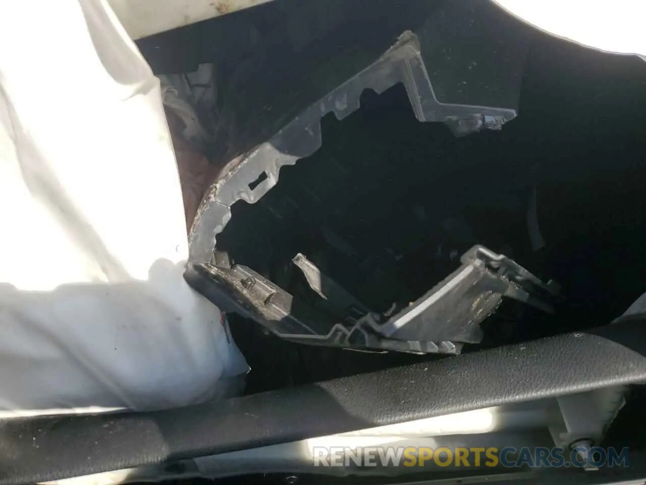 7 Photograph of a damaged car 4T1DAACK4SU046049 TOYOTA CAMRY 2025
