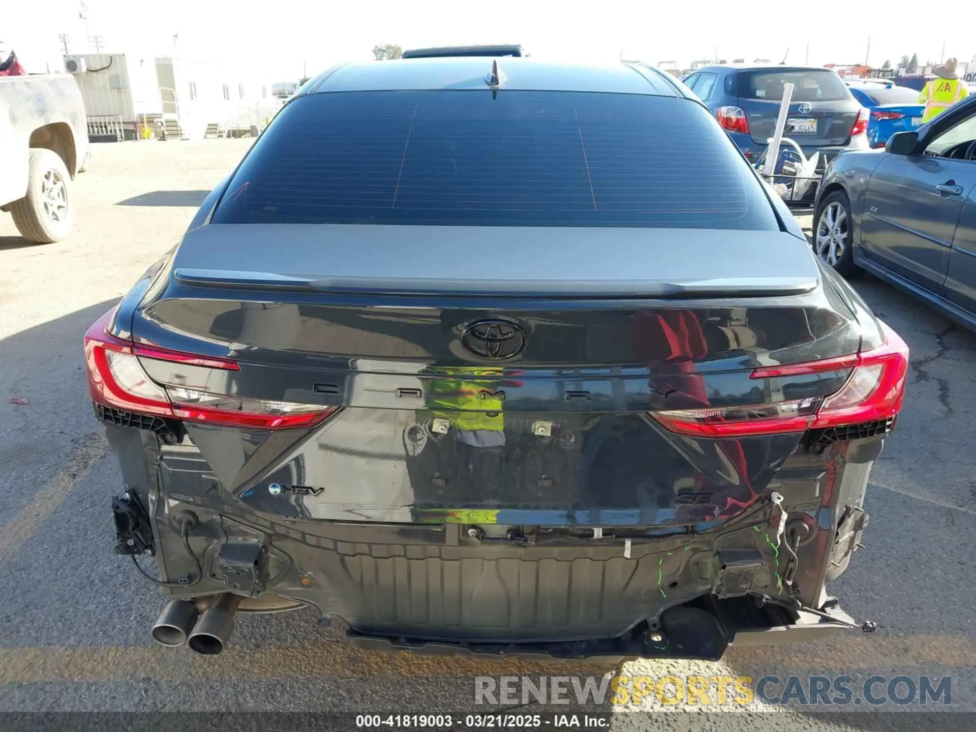 17 Photograph of a damaged car 4T1DAACK4SU053129 TOYOTA CAMRY 2025