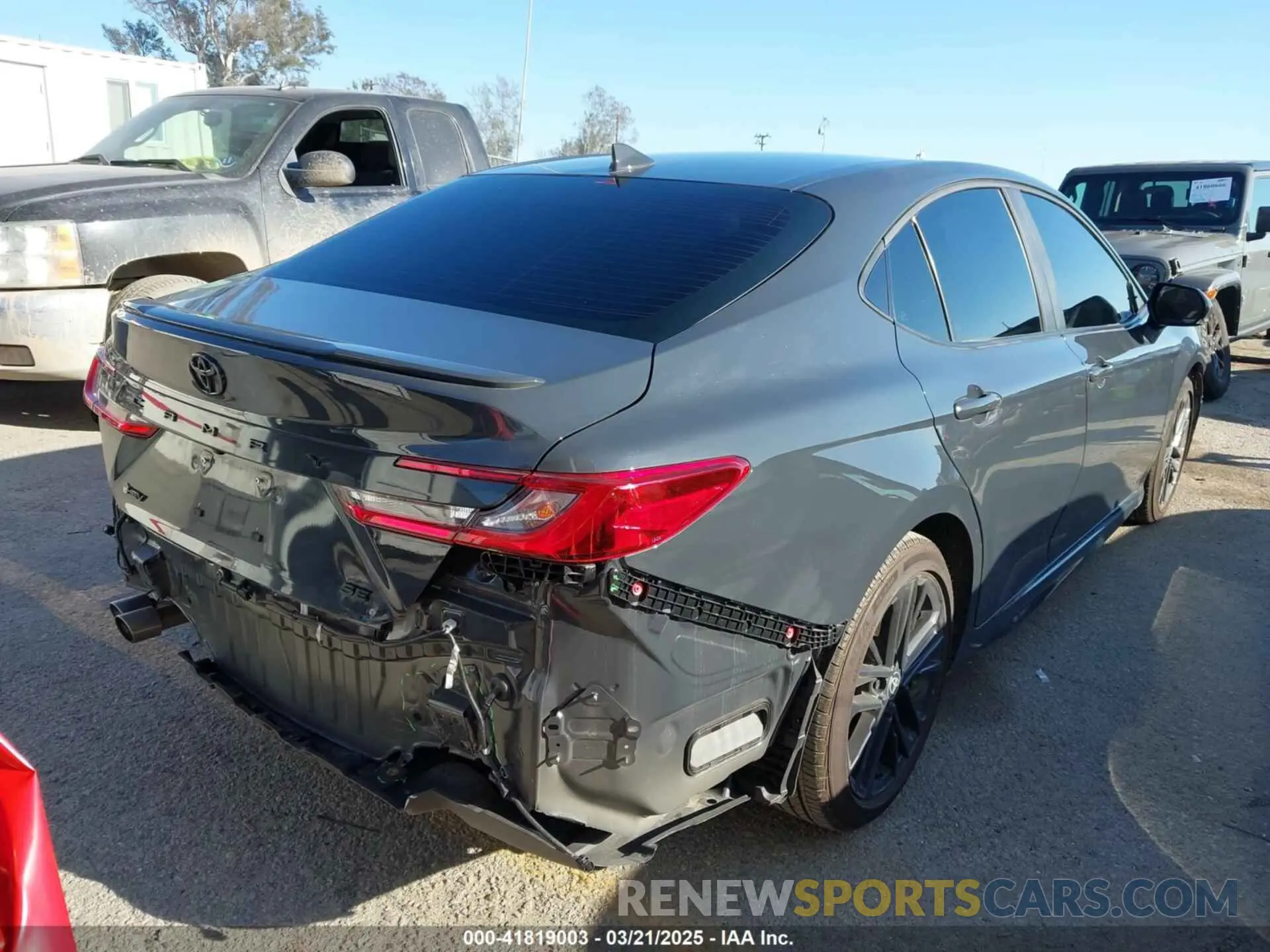 4 Photograph of a damaged car 4T1DAACK4SU053129 TOYOTA CAMRY 2025
