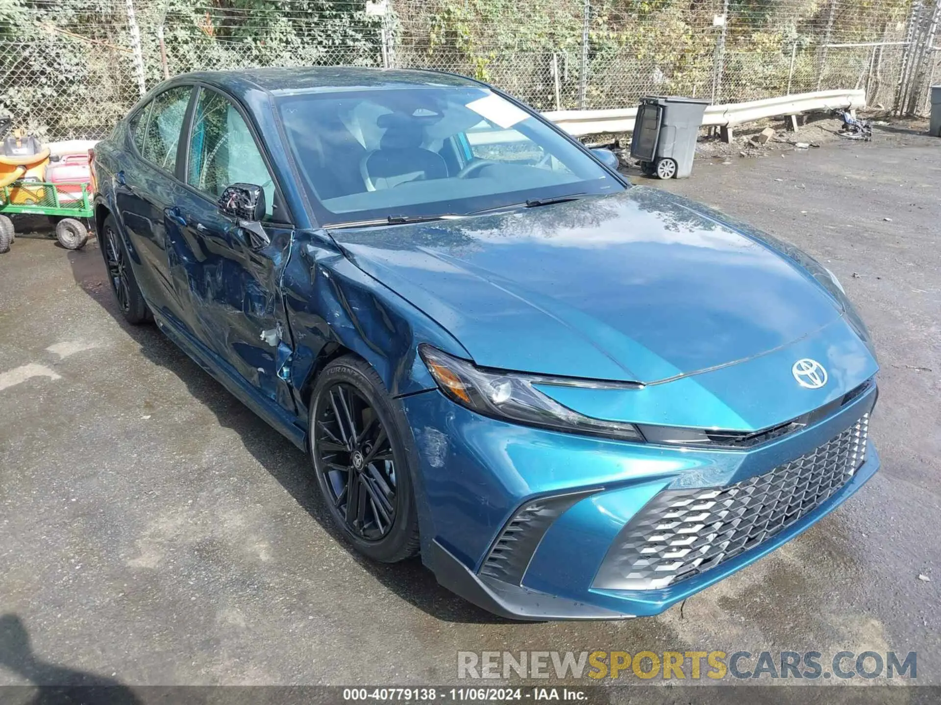 1 Photograph of a damaged car 4T1DAACK4SU066236 TOYOTA CAMRY 2025