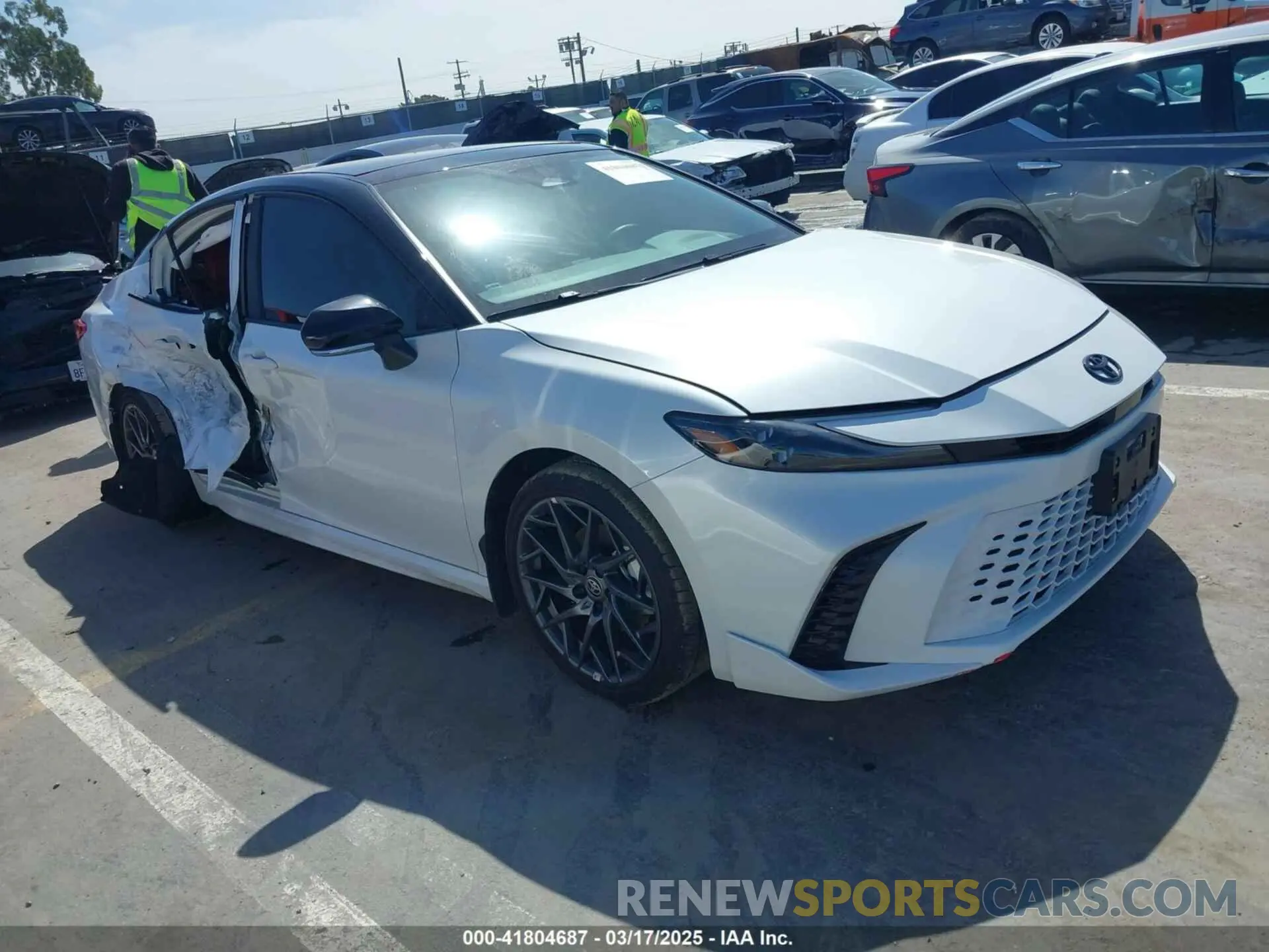 1 Photograph of a damaged car 4T1DAACK4SU079505 TOYOTA CAMRY 2025