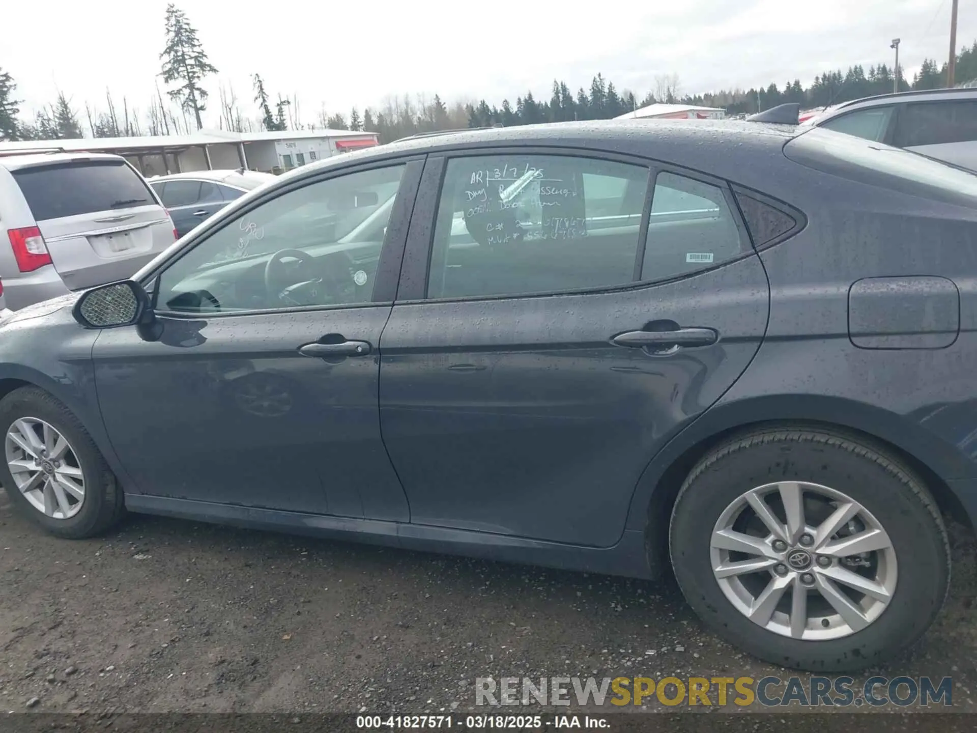14 Photograph of a damaged car 4T1DAACK4SU503717 TOYOTA CAMRY 2025