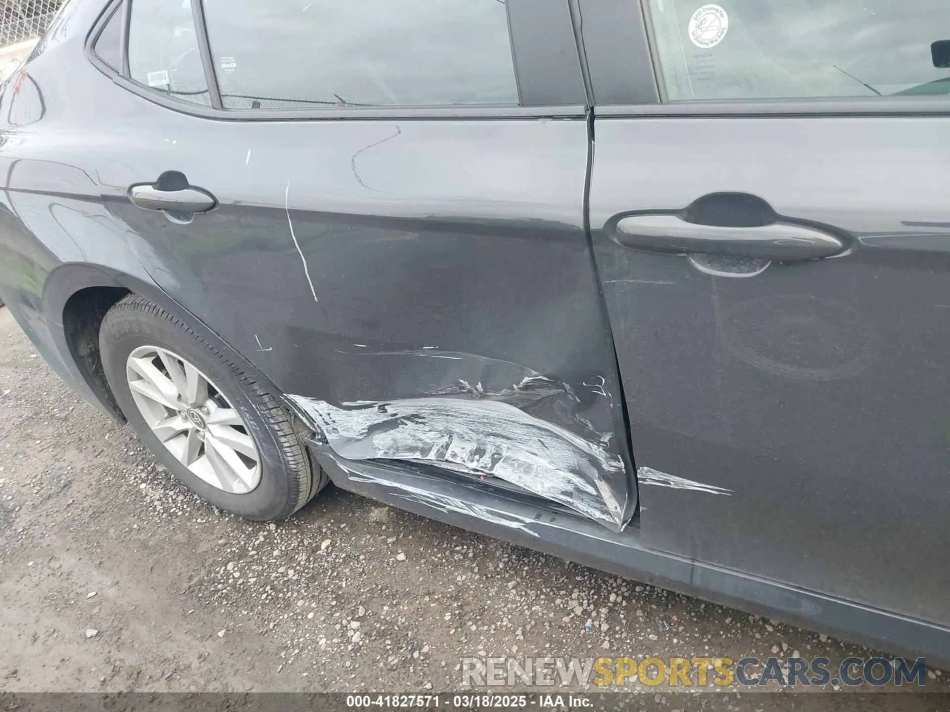 6 Photograph of a damaged car 4T1DAACK4SU503717 TOYOTA CAMRY 2025