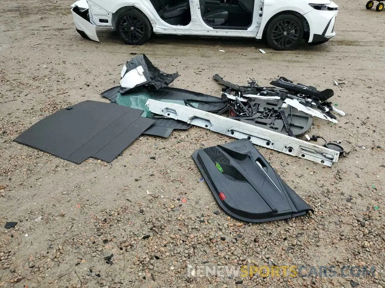 14 Photograph of a damaged car 4T1DAACK4SU506505 TOYOTA CAMRY 2025