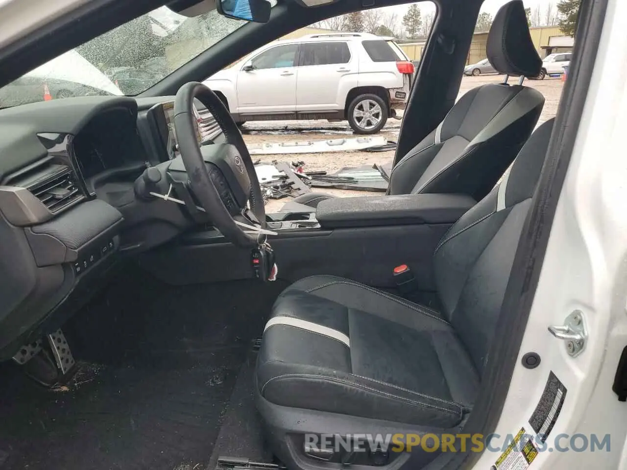7 Photograph of a damaged car 4T1DAACK4SU506505 TOYOTA CAMRY 2025