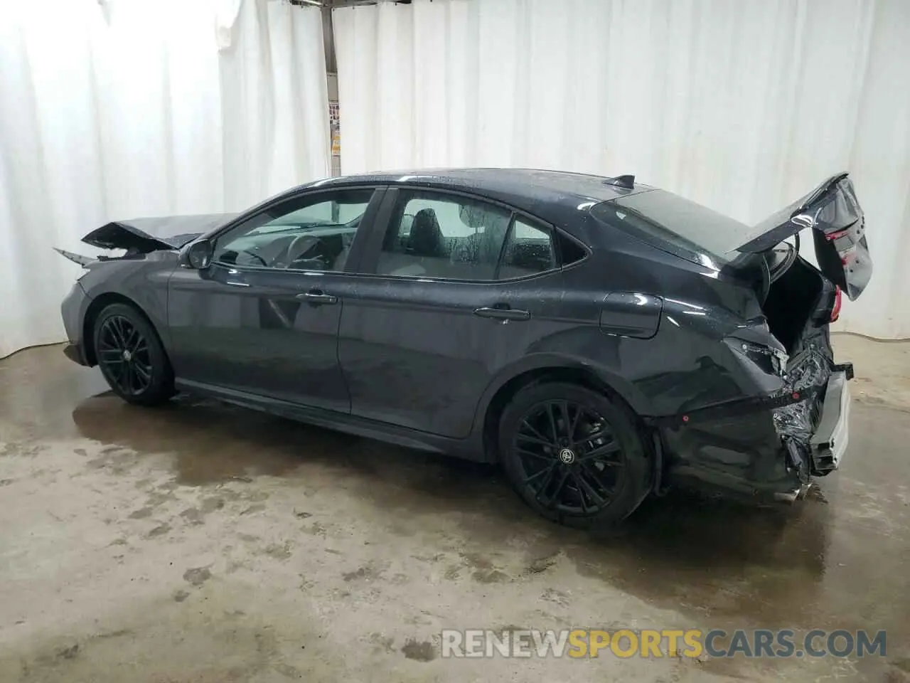 2 Photograph of a damaged car 4T1DAACK4SU516855 TOYOTA CAMRY 2025