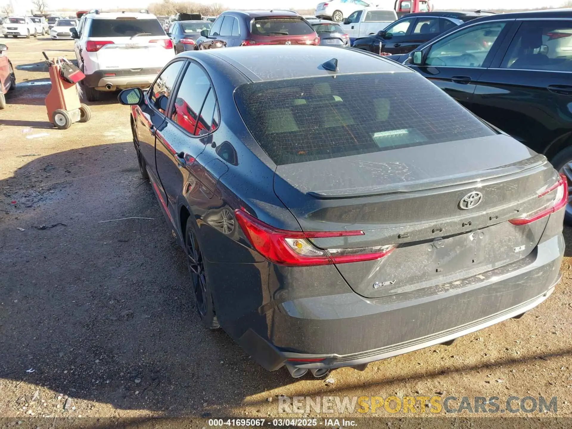 3 Photograph of a damaged car 4T1DAACK4SU538483 TOYOTA CAMRY 2025