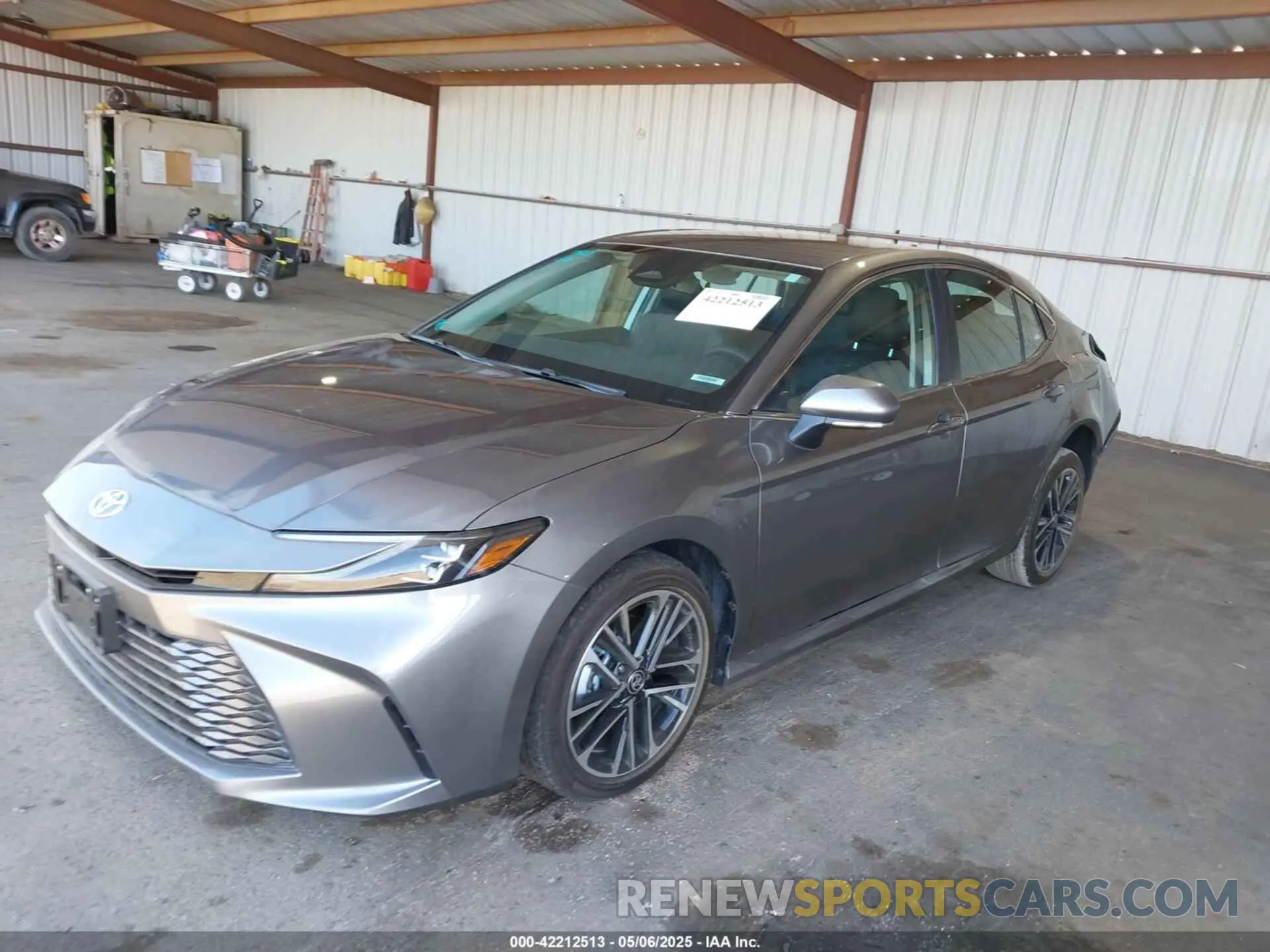 2 Photograph of a damaged car 4T1DAACK4SU555705 TOYOTA CAMRY 2025