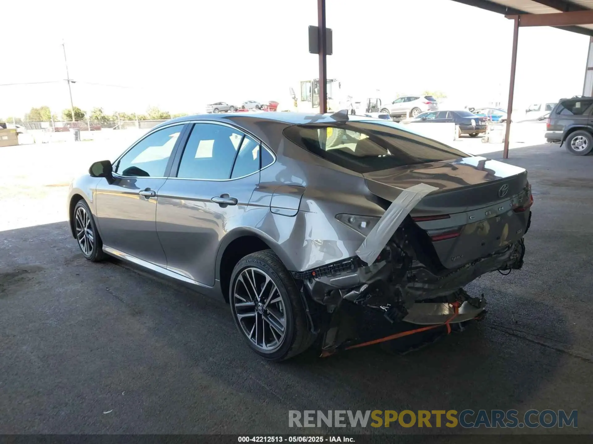 3 Photograph of a damaged car 4T1DAACK4SU555705 TOYOTA CAMRY 2025