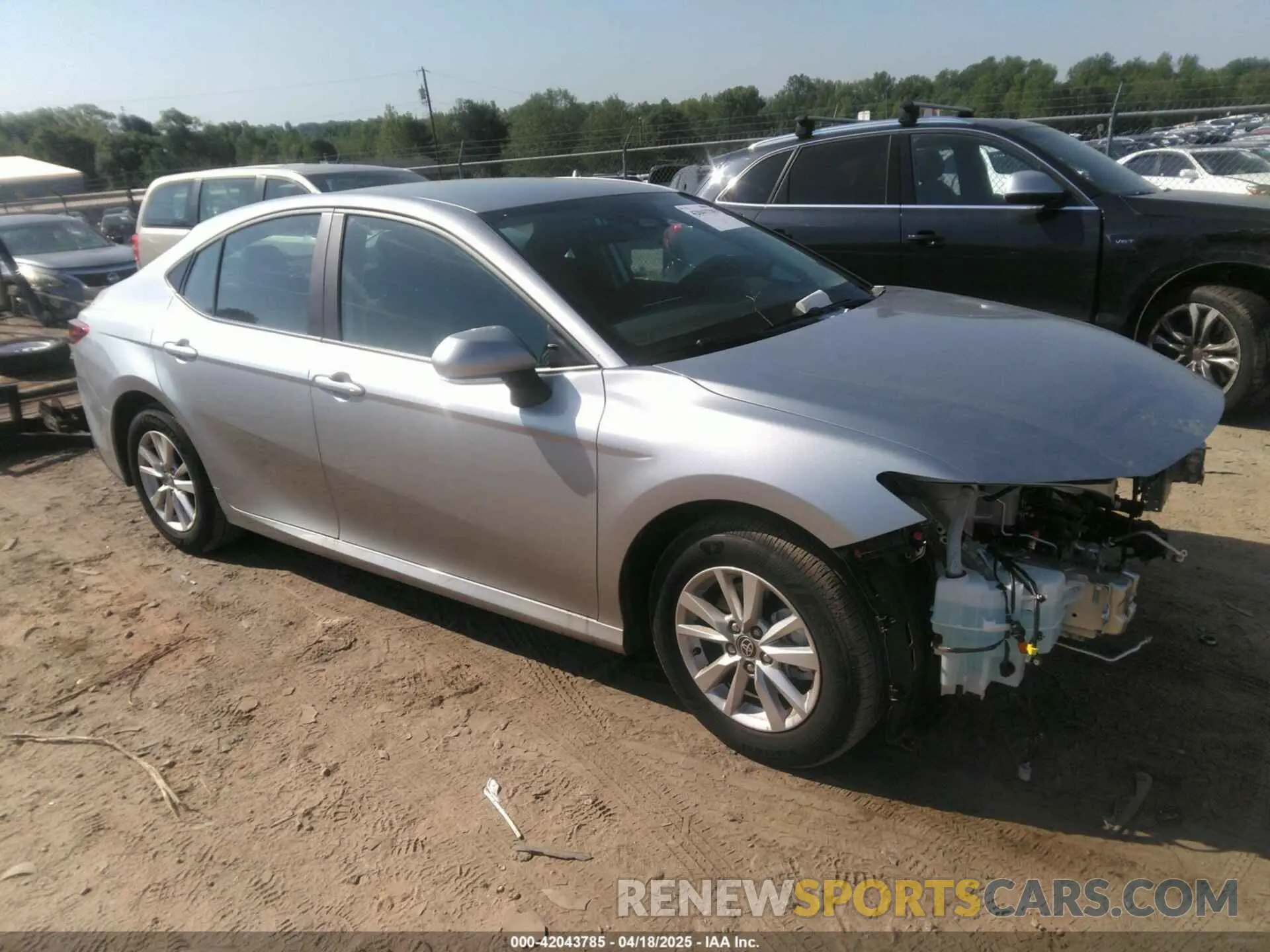 1 Photograph of a damaged car 4T1DAACK4SU563562 TOYOTA CAMRY 2025