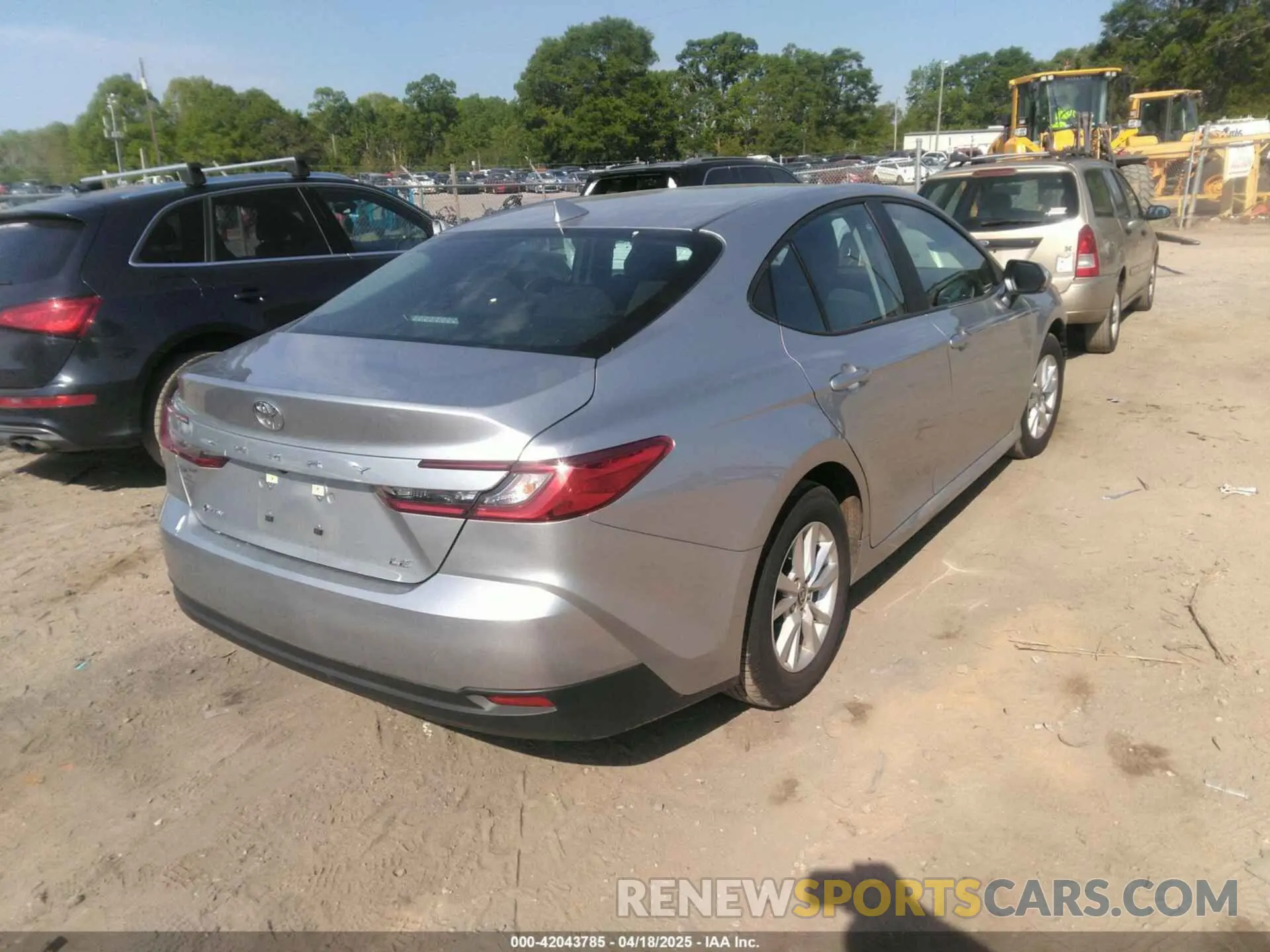 4 Photograph of a damaged car 4T1DAACK4SU563562 TOYOTA CAMRY 2025