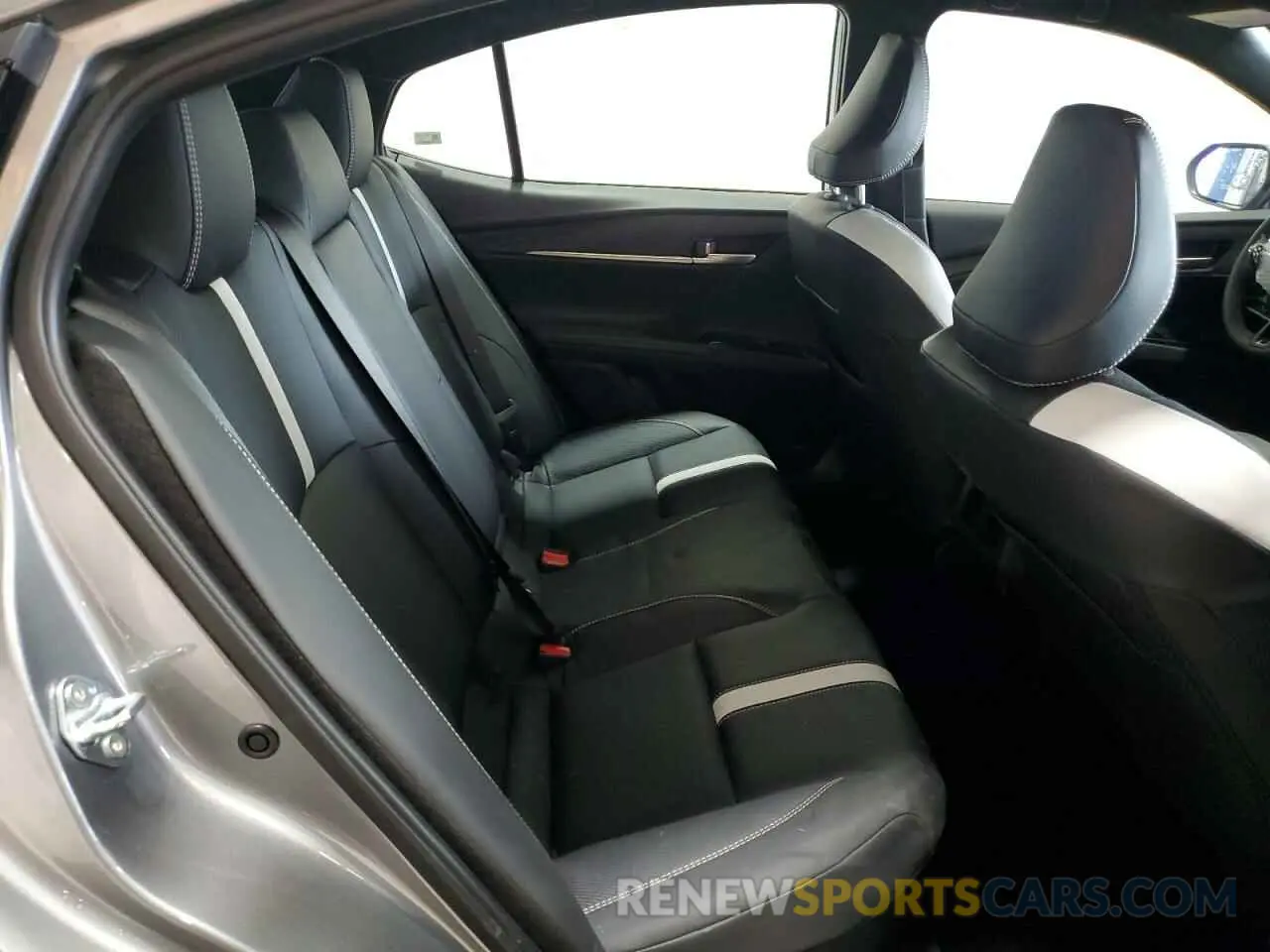 10 Фотография поврежденного автомобиля 4T1DAACK4SU601615 TOYOTA CAMRY 2025