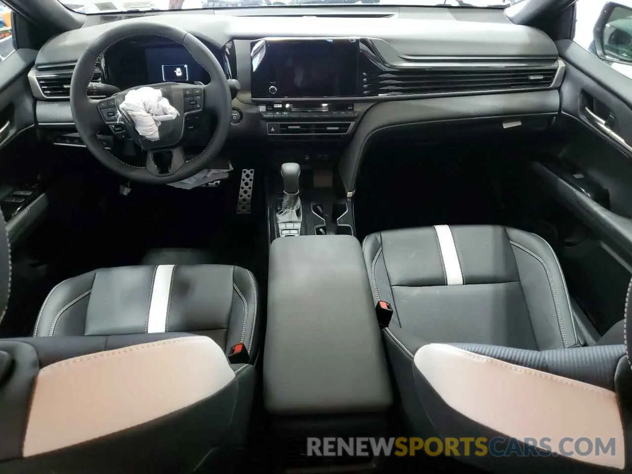 8 Фотография поврежденного автомобиля 4T1DAACK4SU601615 TOYOTA CAMRY 2025