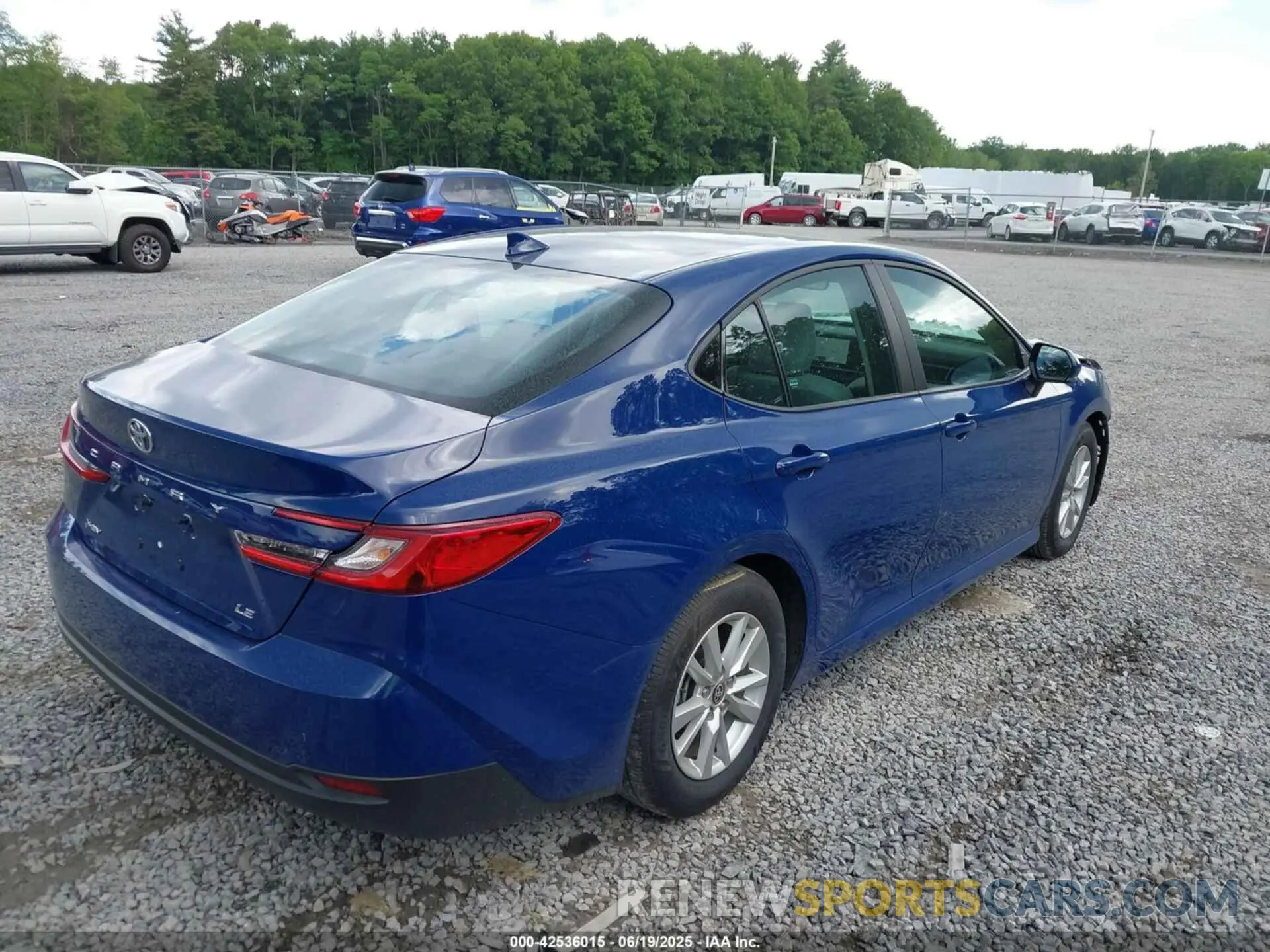 4 Photograph of a damaged car 4T1DAACK5SU004537 TOYOTA CAMRY 2025