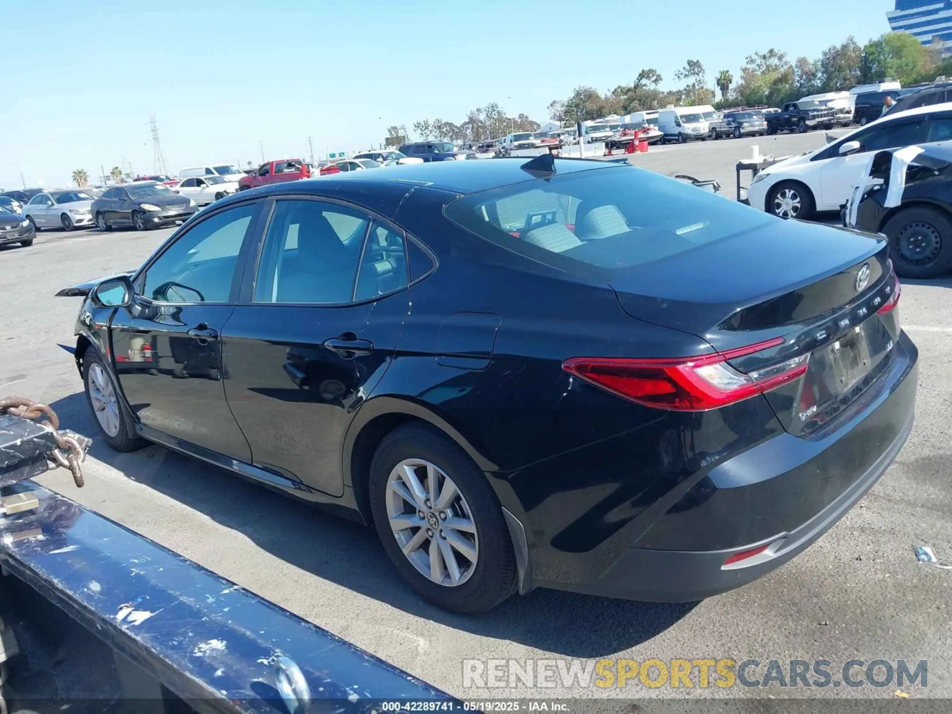 14 Photograph of a damaged car 4T1DAACK5SU023458 TOYOTA CAMRY 2025
