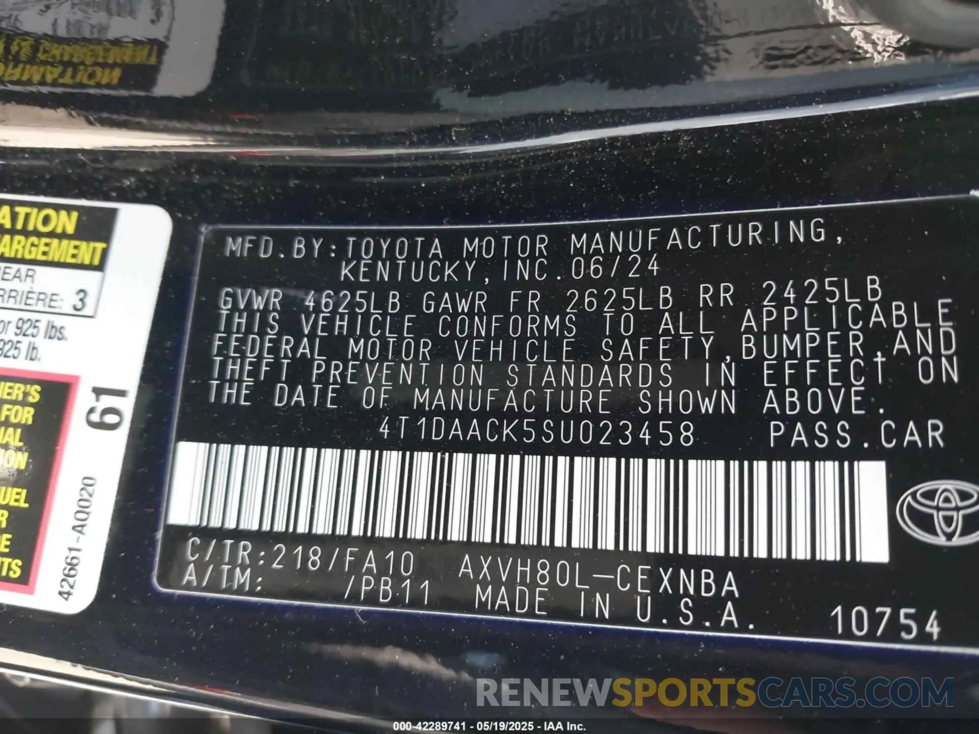 9 Photograph of a damaged car 4T1DAACK5SU023458 TOYOTA CAMRY 2025