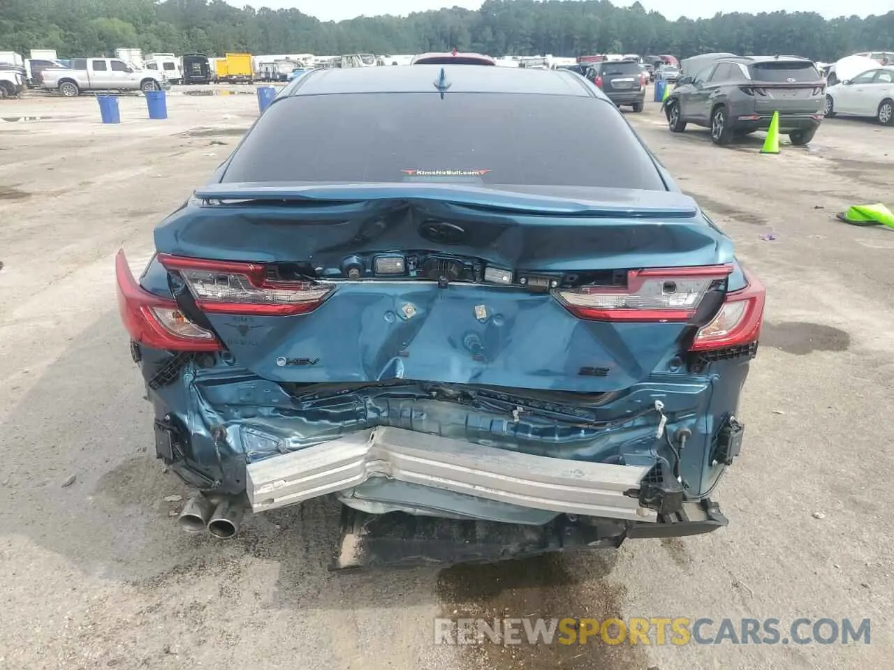 6 Photograph of a damaged car 4T1DAACK5SU037859 TOYOTA CAMRY 2025