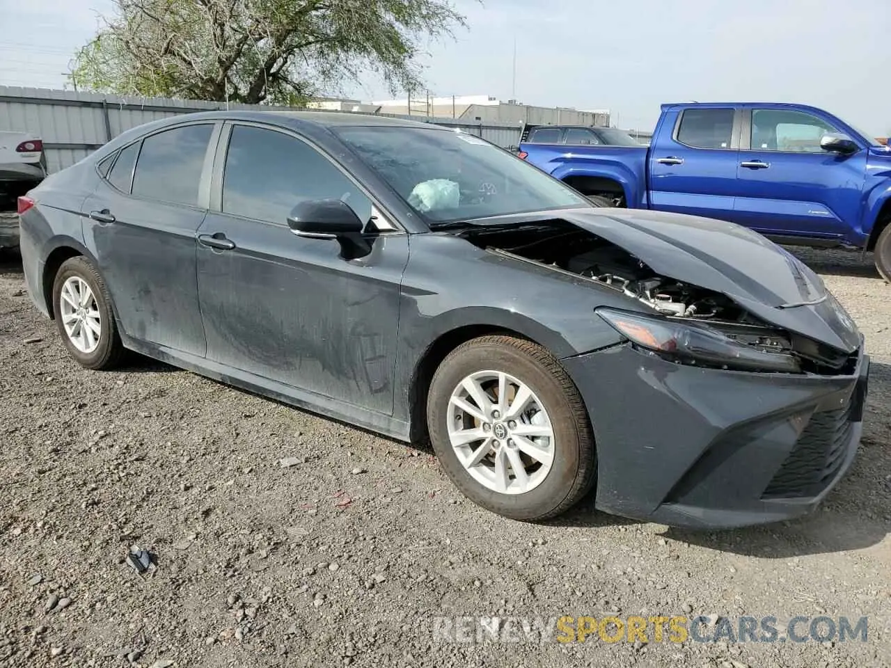 4 Photograph of a damaged car 4T1DAACK5SU039207 TOYOTA CAMRY 2025