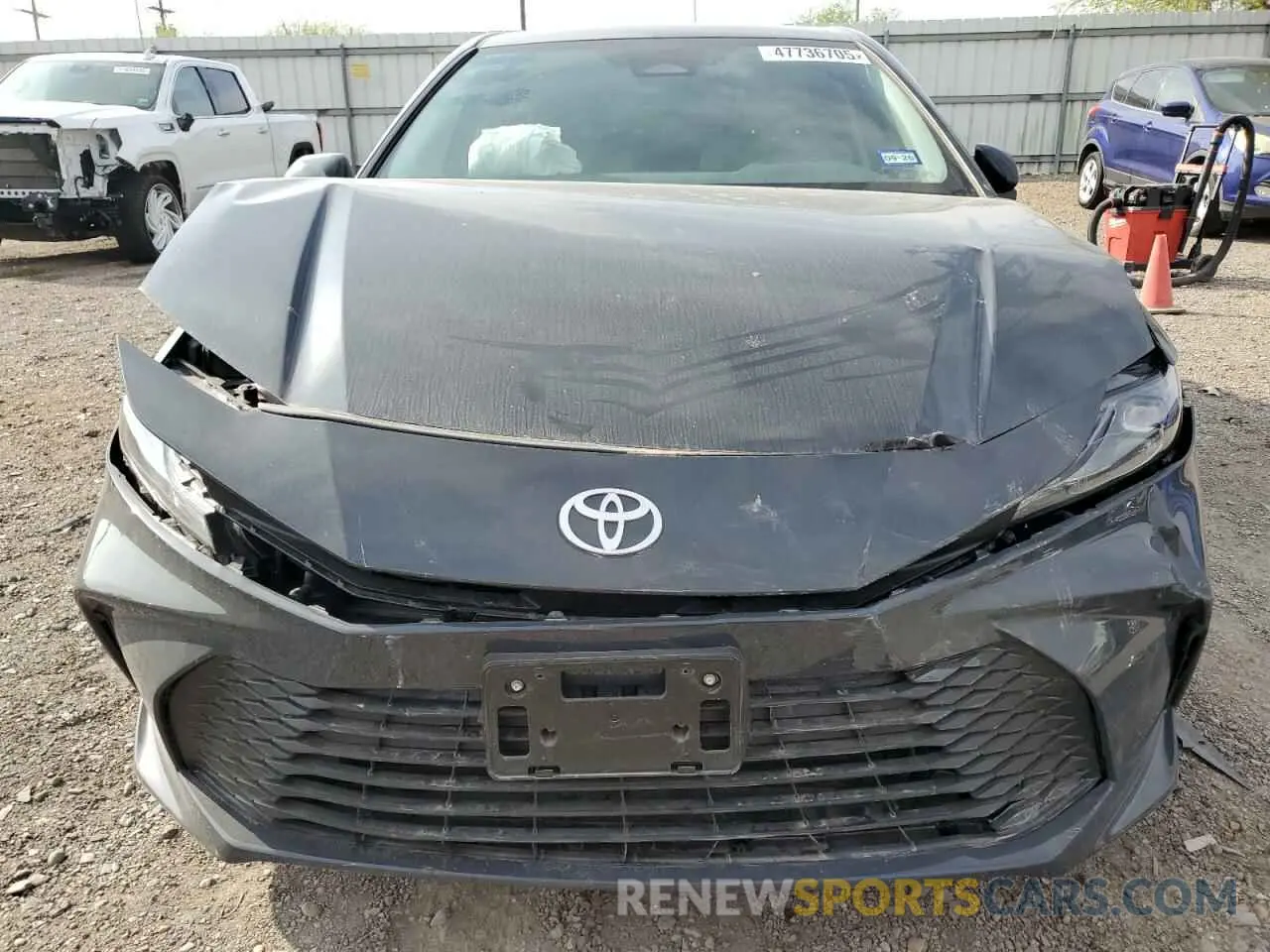 5 Photograph of a damaged car 4T1DAACK5SU039207 TOYOTA CAMRY 2025