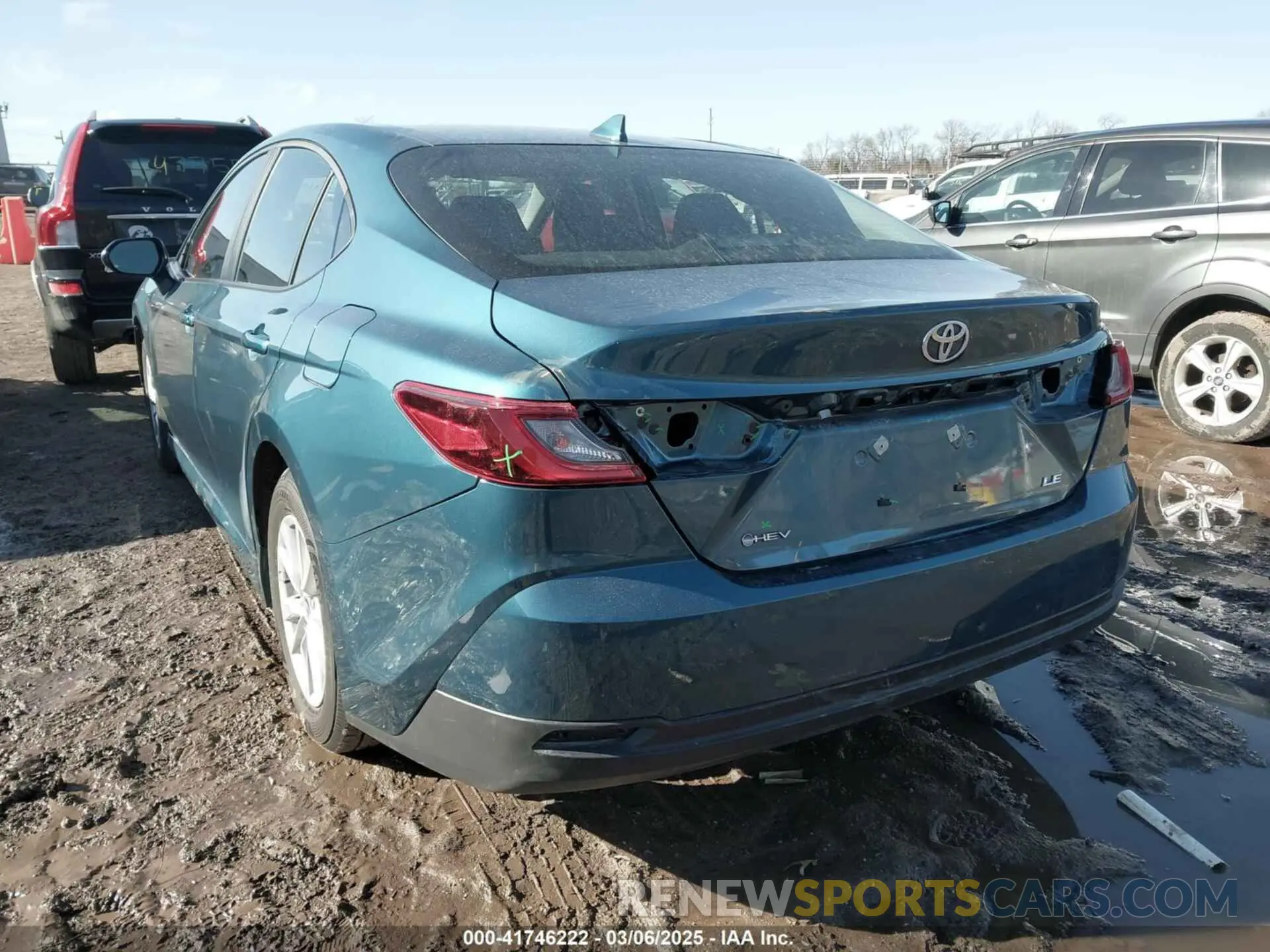 3 Photograph of a damaged car 4T1DAACK5SU068576 TOYOTA CAMRY 2025